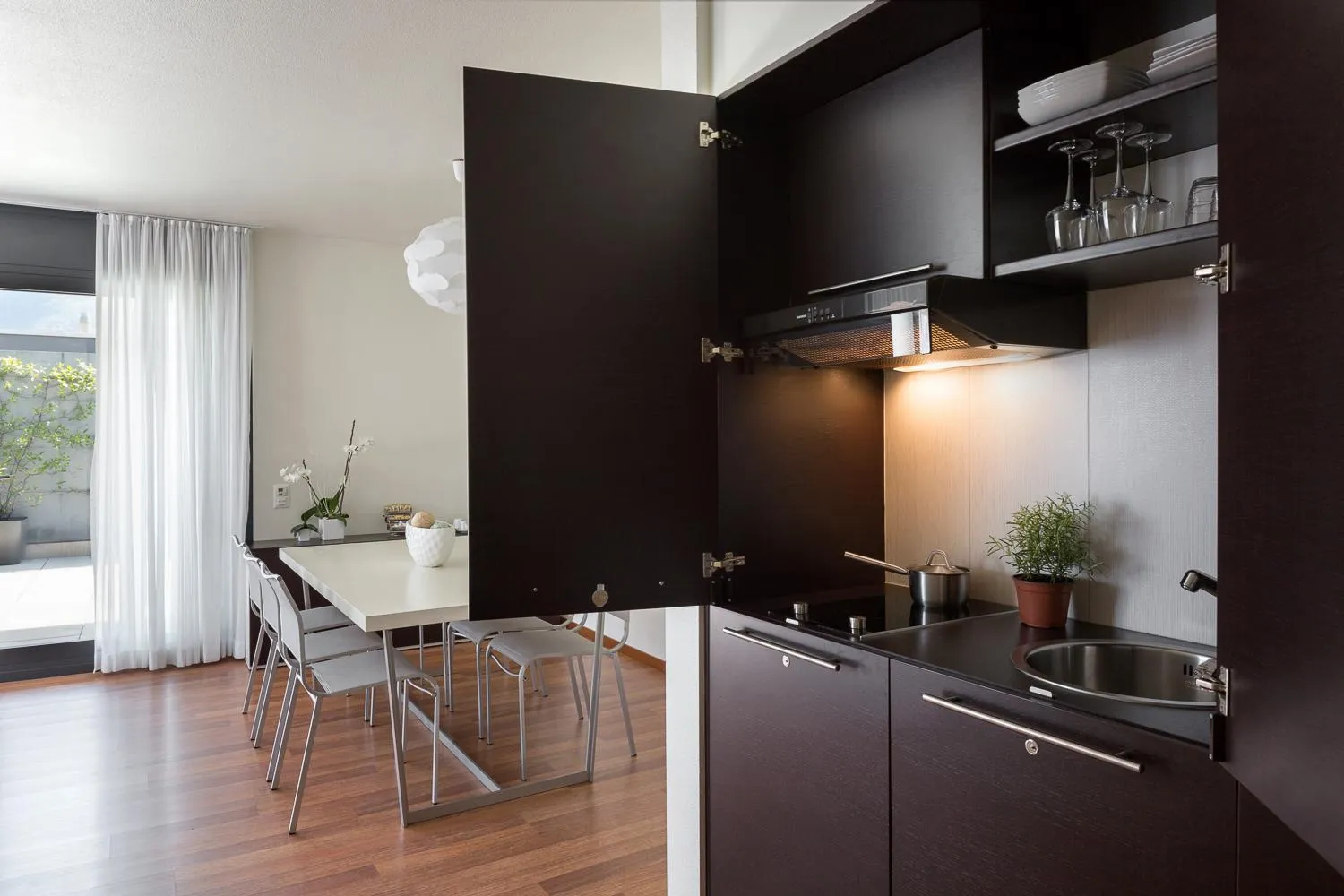 kitchen in ibis Locarno