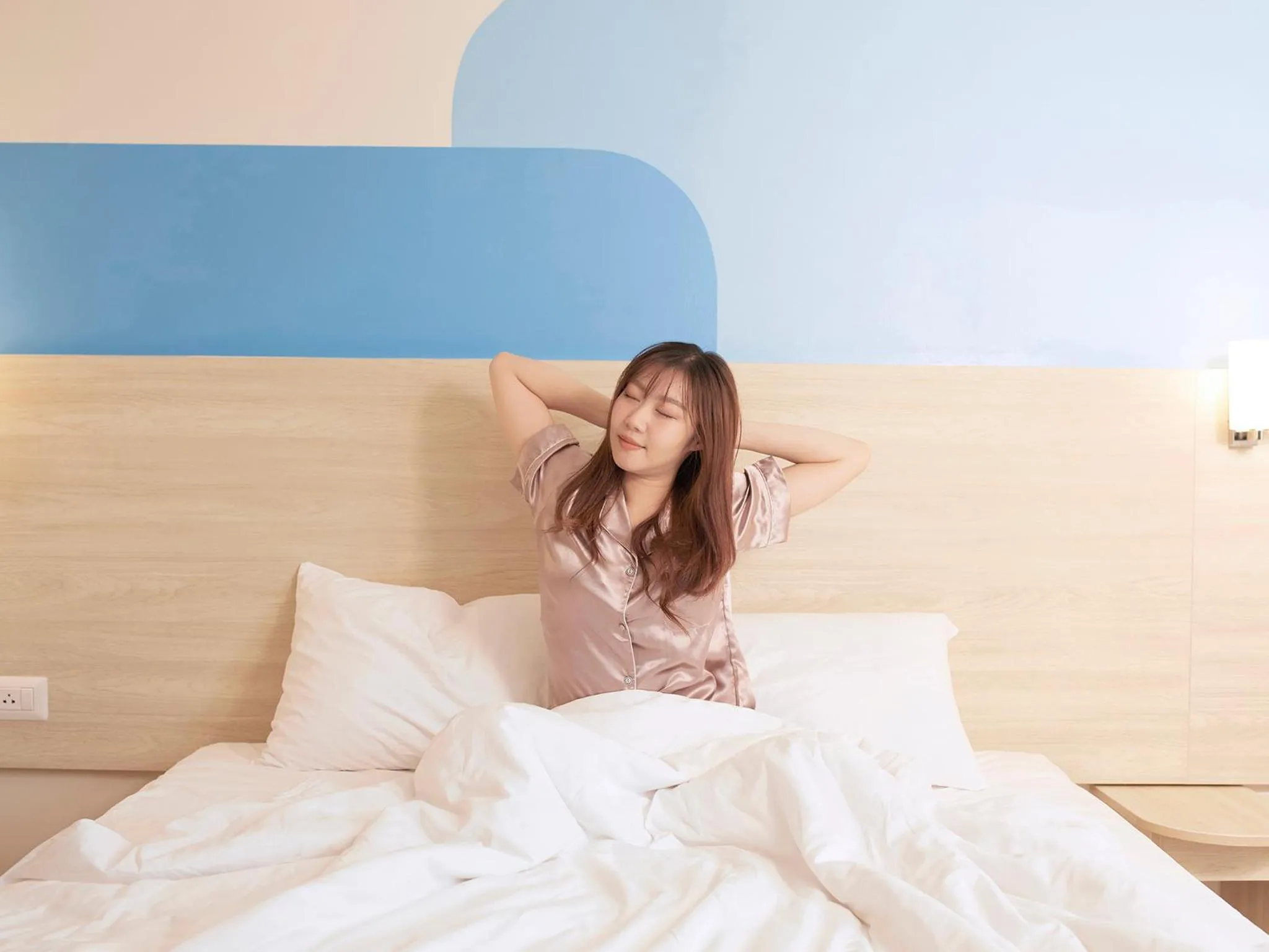 Bedroom, Bed in HOP INN Sakon Nakhon