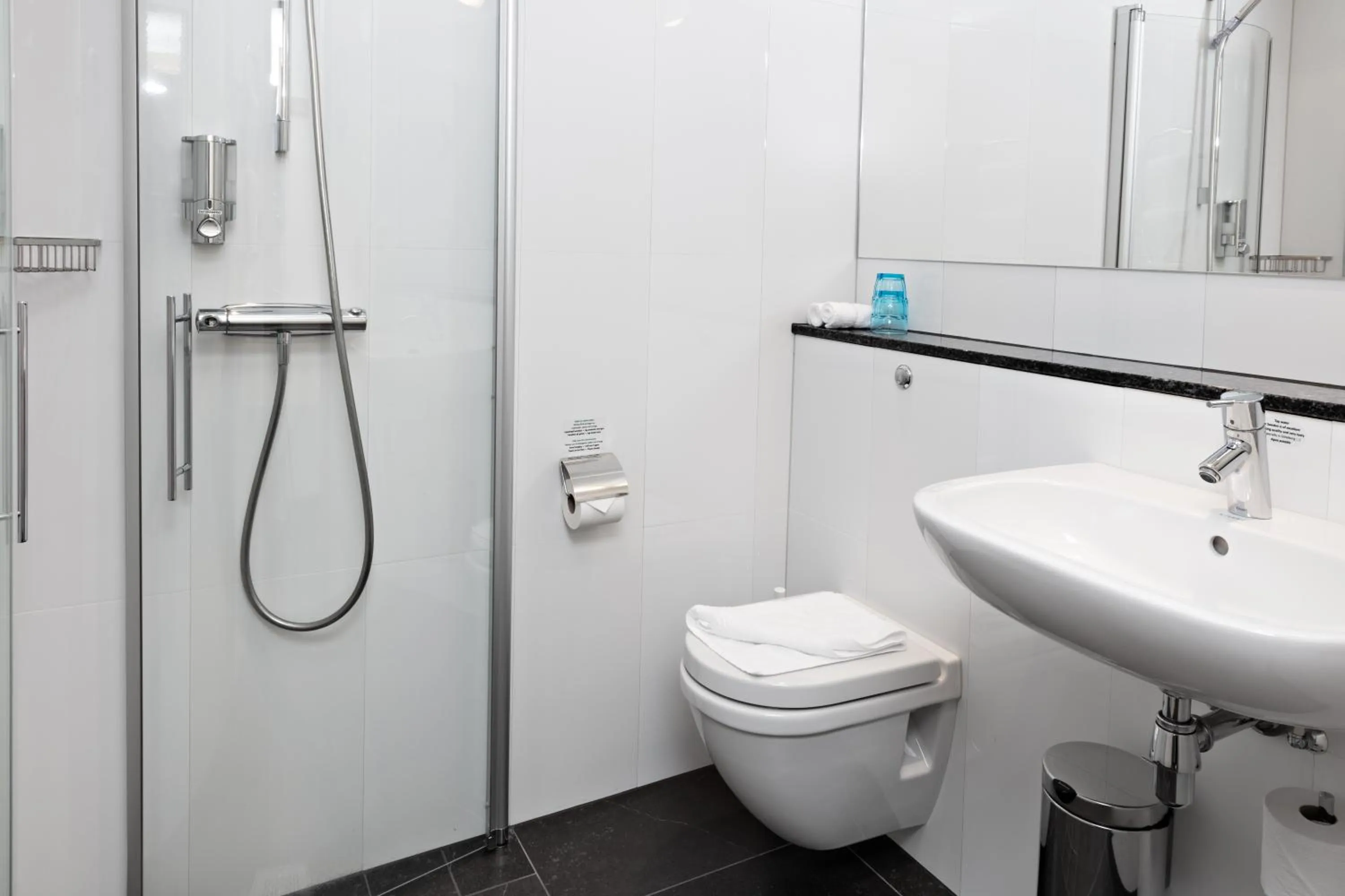 Shower in Best Western Hotel Arena