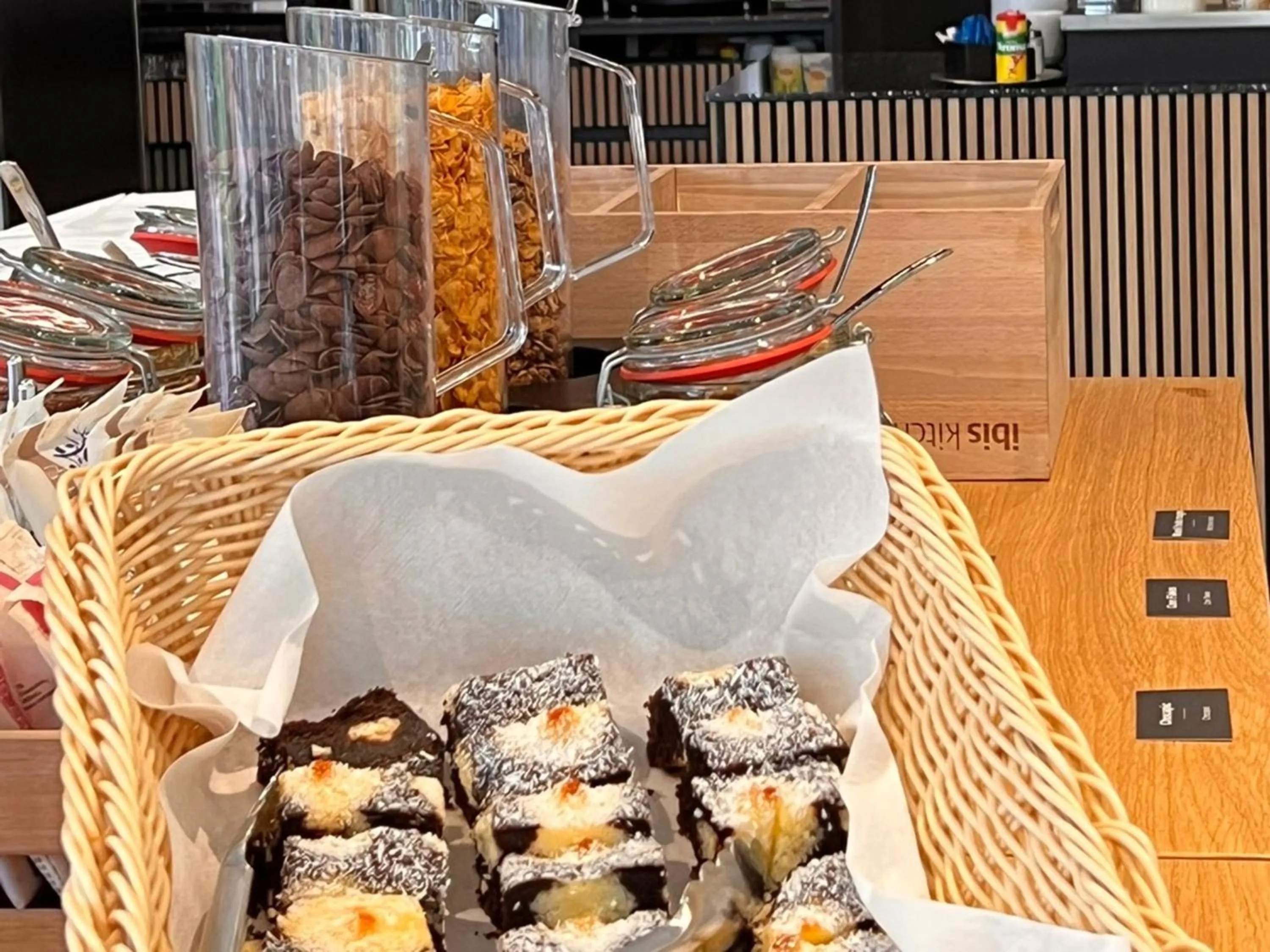 Food and drinks in ibis Fribourg