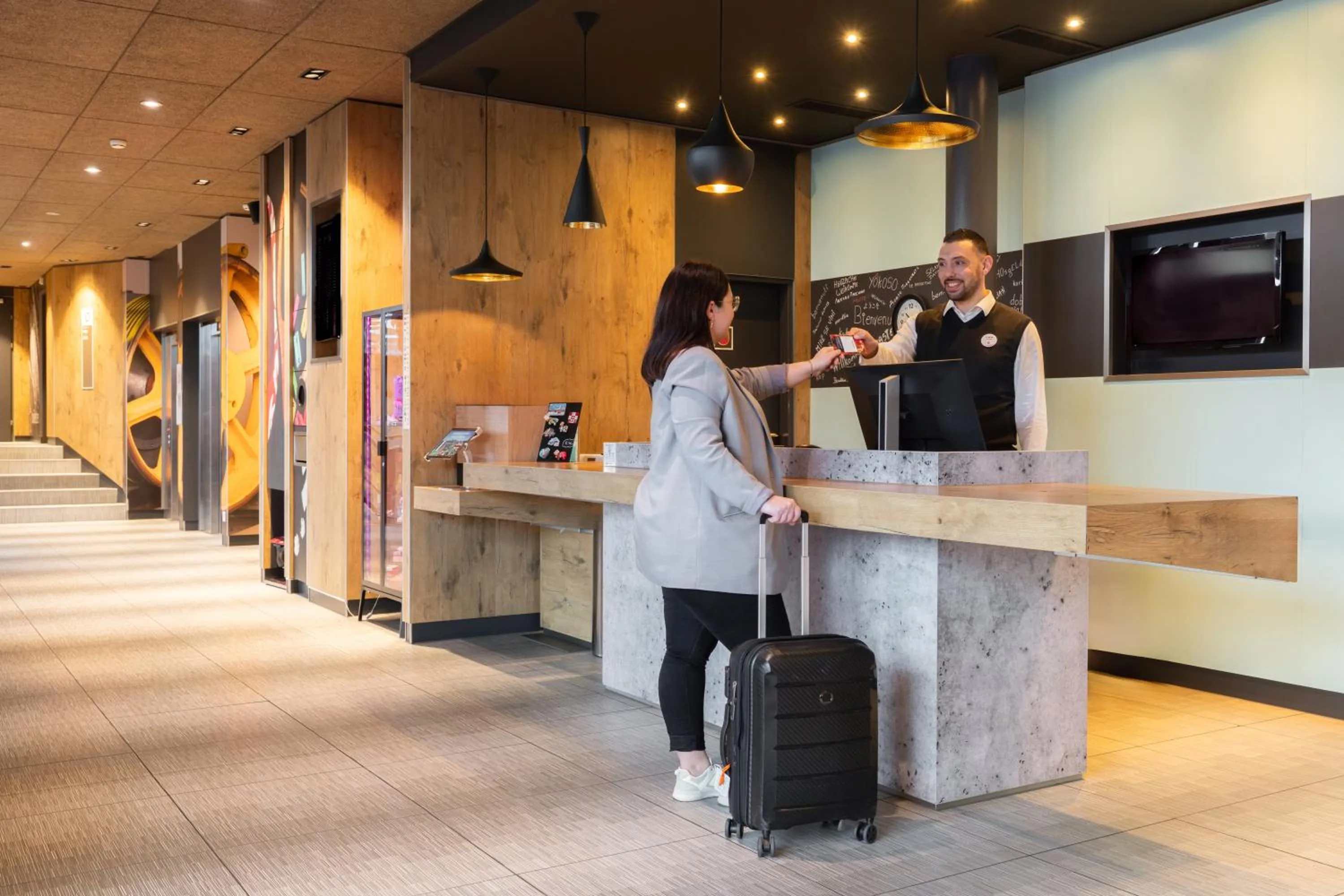 Lobby or reception in ibis Genève Aéroport