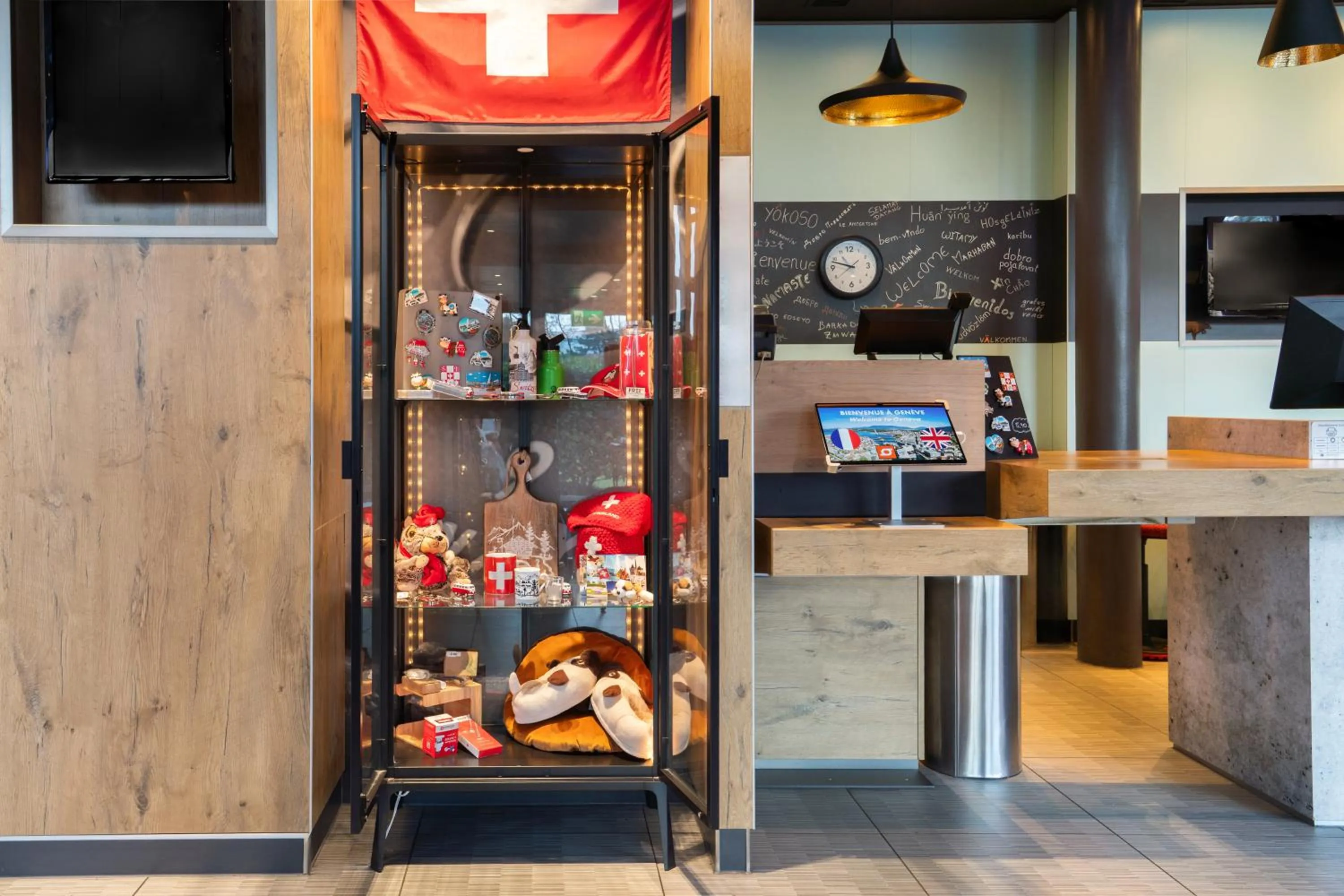 On-site shops in ibis Genève Aéroport