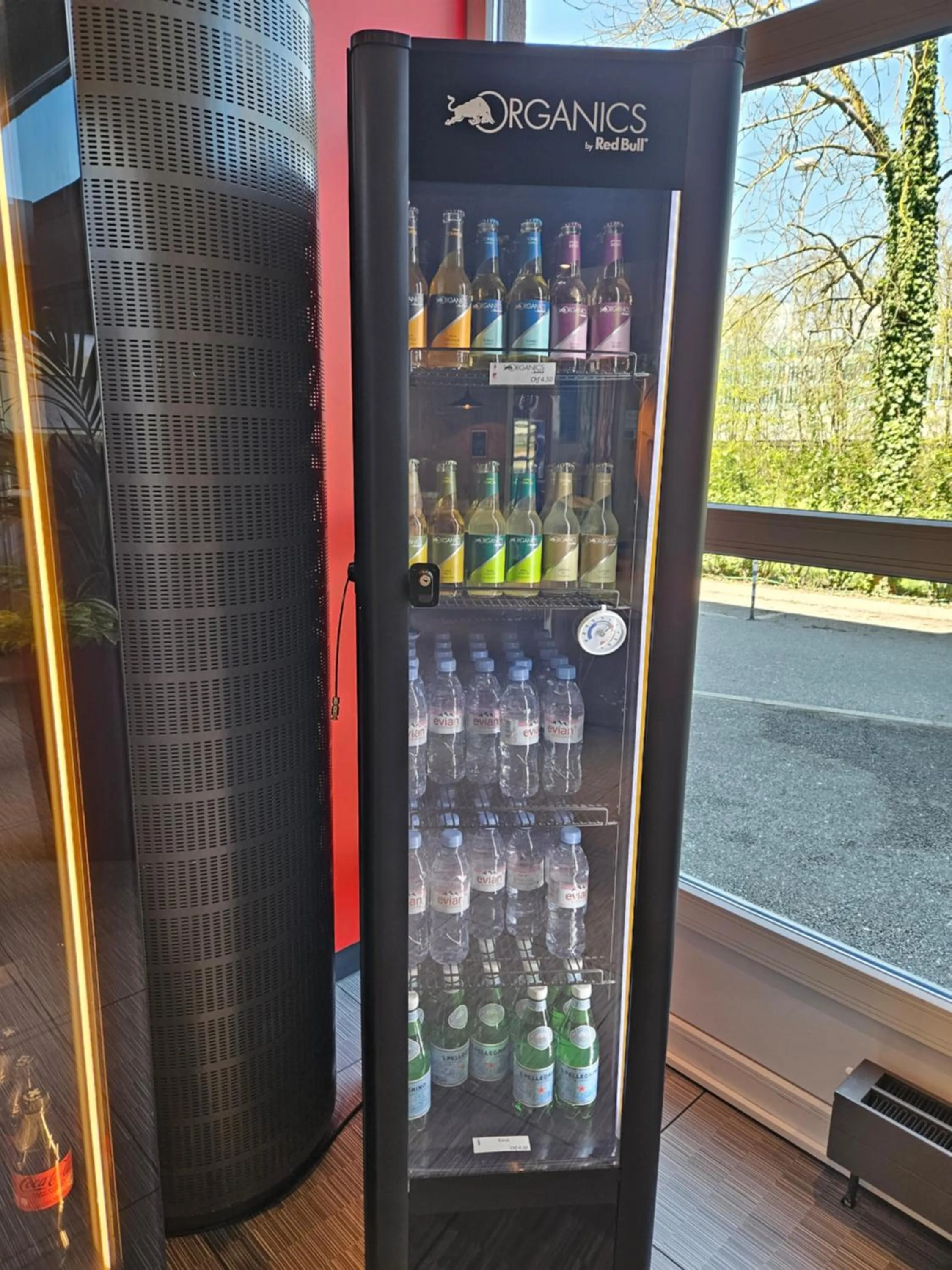 Lounge or bar in ibis Genève Aéroport