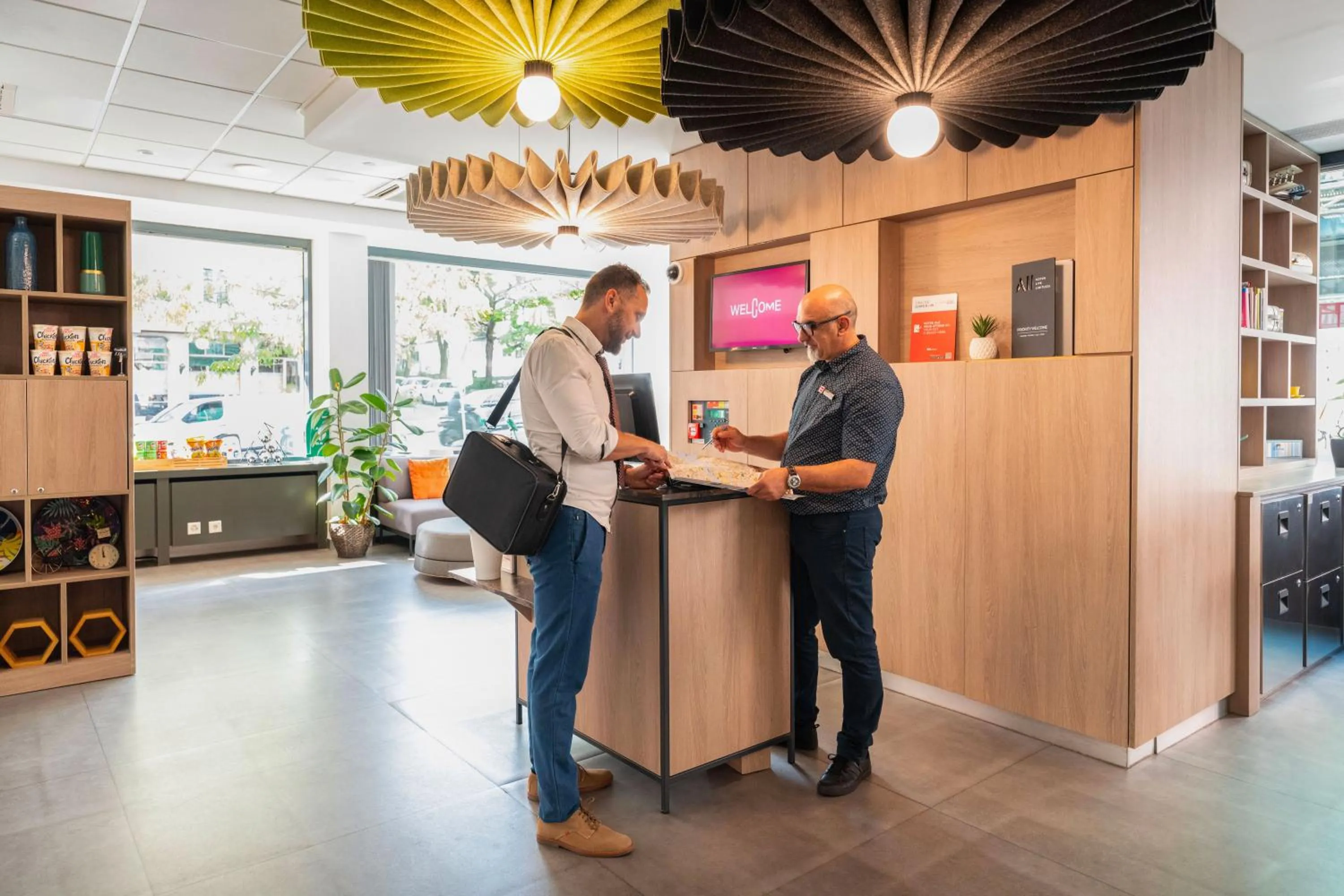 Lobby or reception in ibis Genève Centre Gare