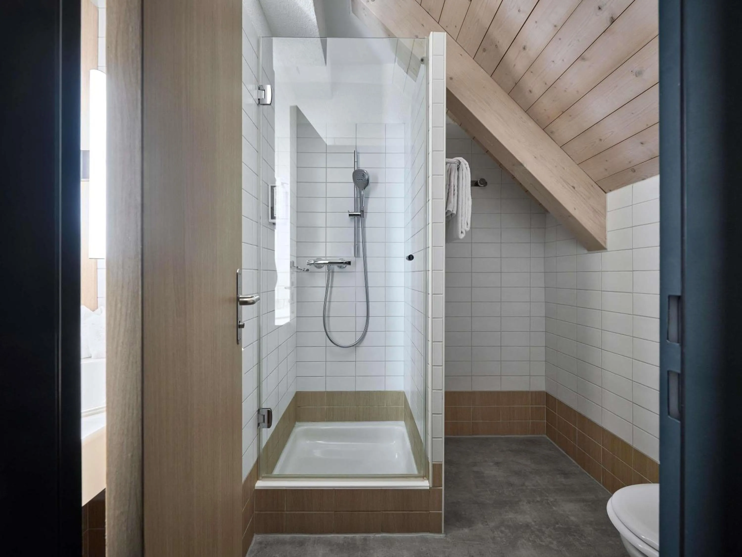 Bedroom in ibis Chur