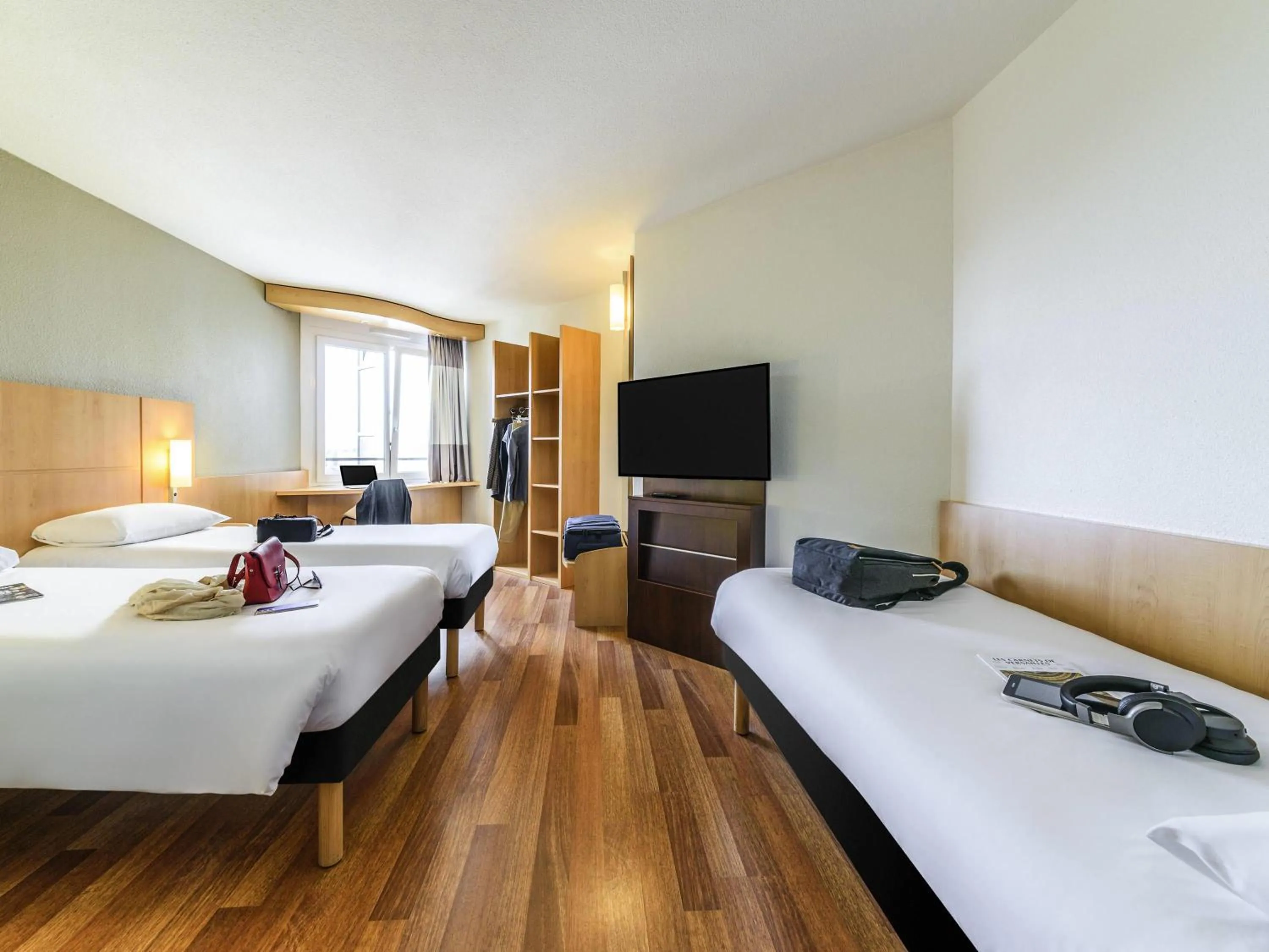 Bedroom, Bed in ibis Lausanne Crissier