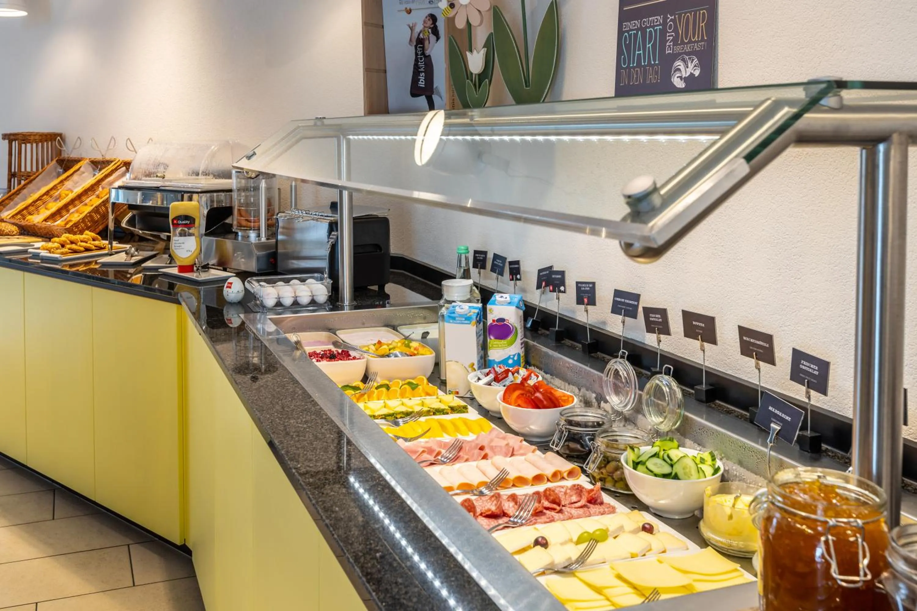 Buffet breakfast in ibis Basel Bahnhof