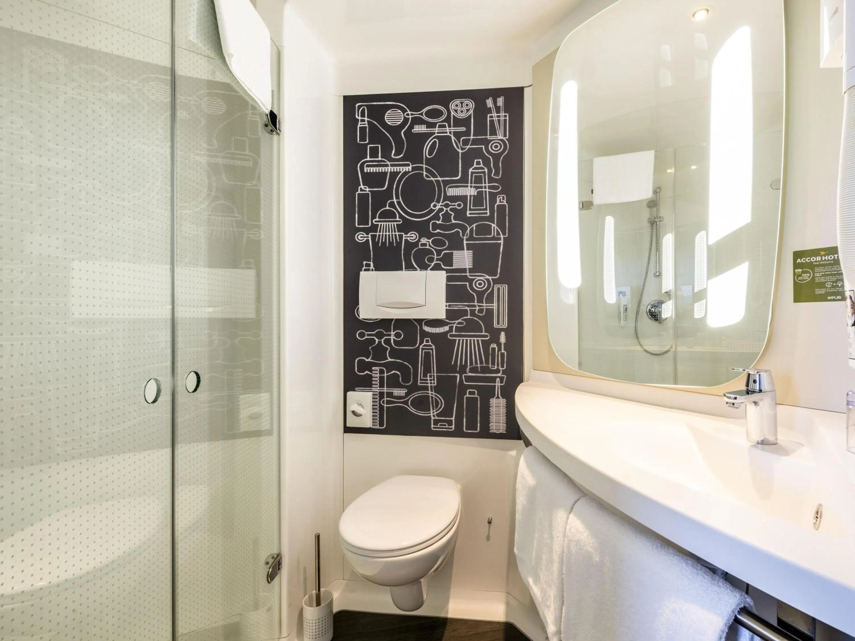 Bedroom in ibis Bern Expo