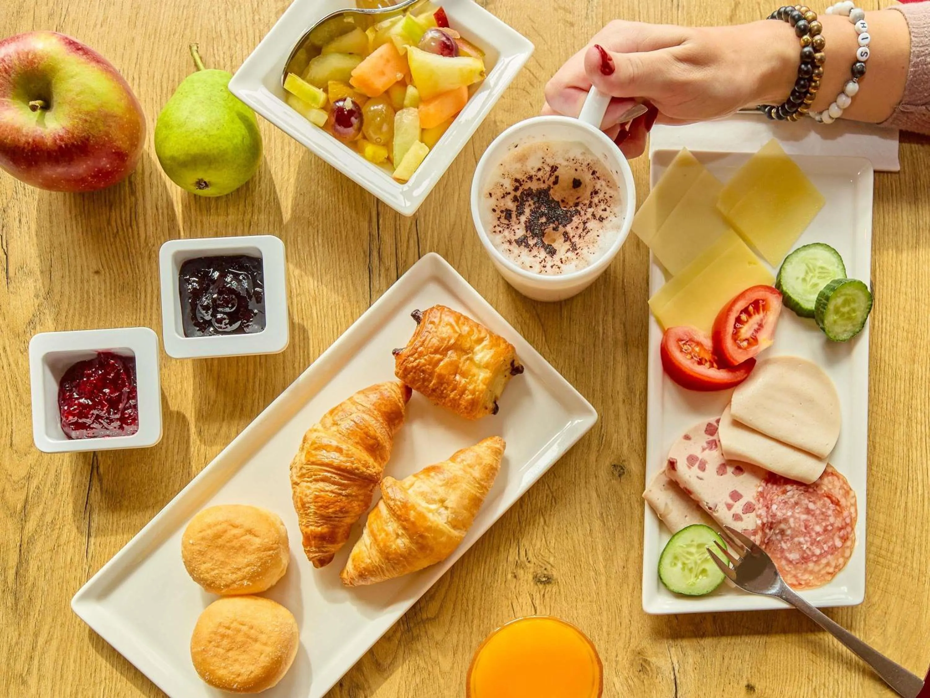 Breakfast in ibis Luzern Kriens