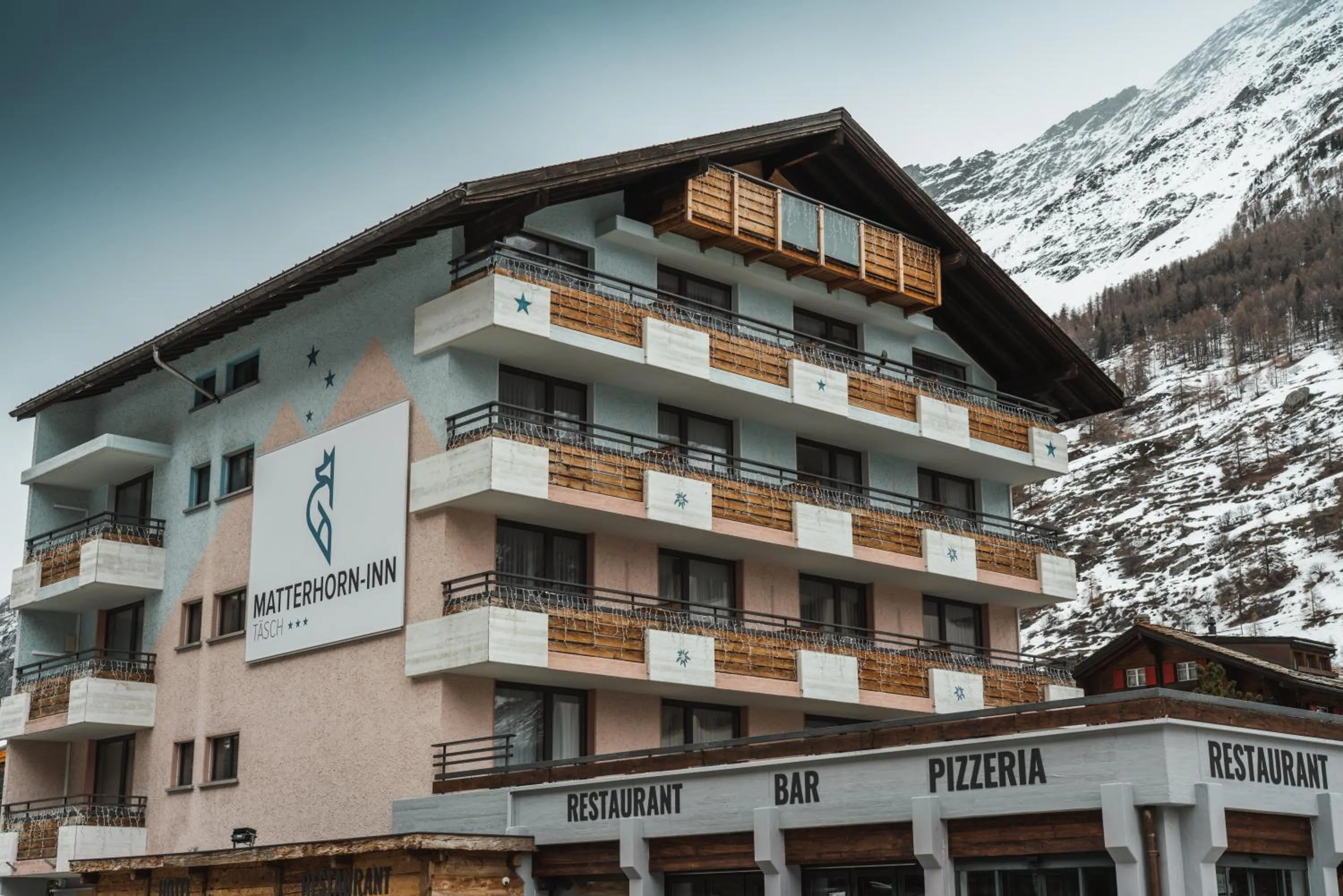 Property building in Hotel Matterhorn Inn