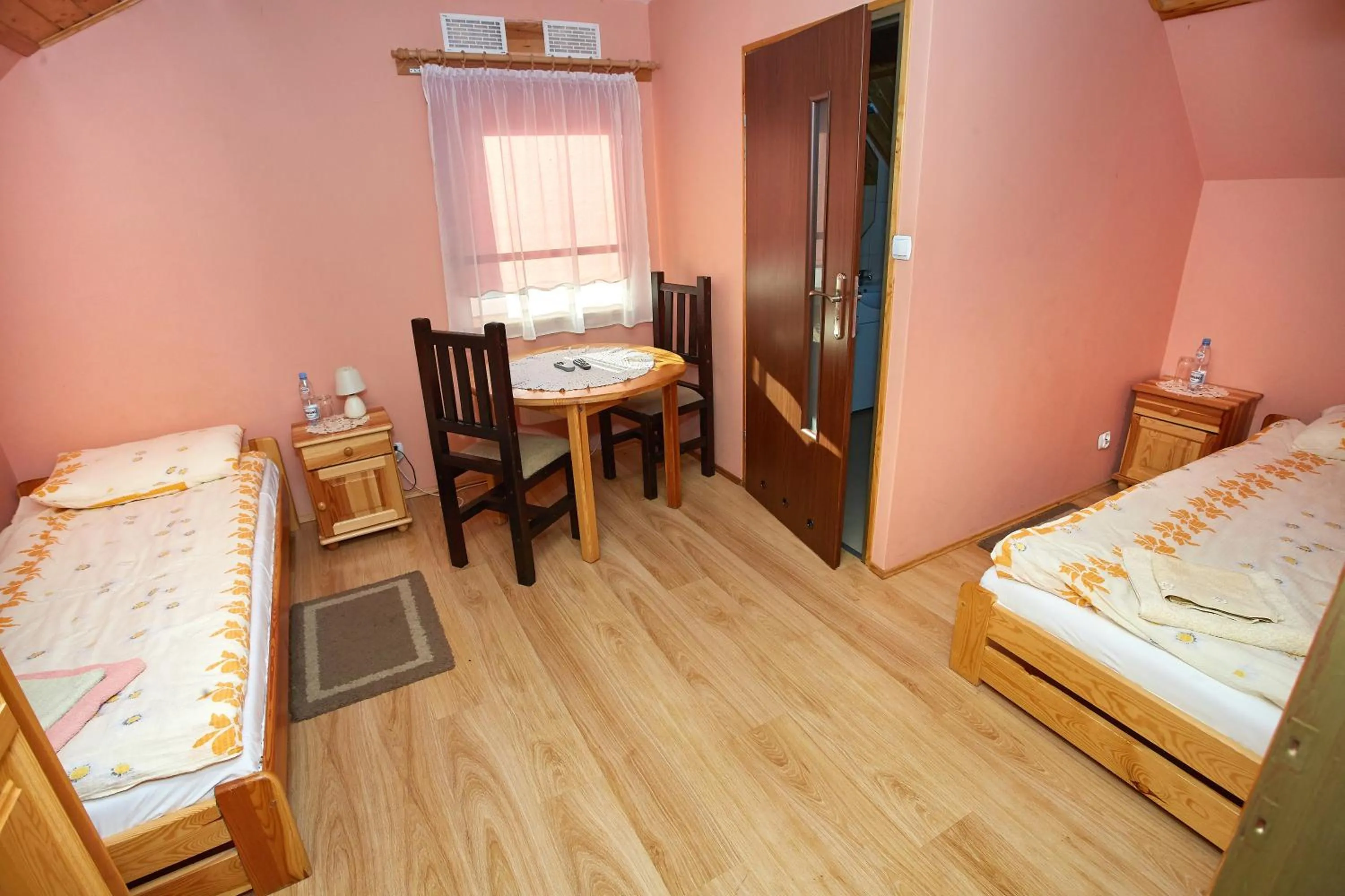 Photo of the whole room in Karczma Pod Topolami