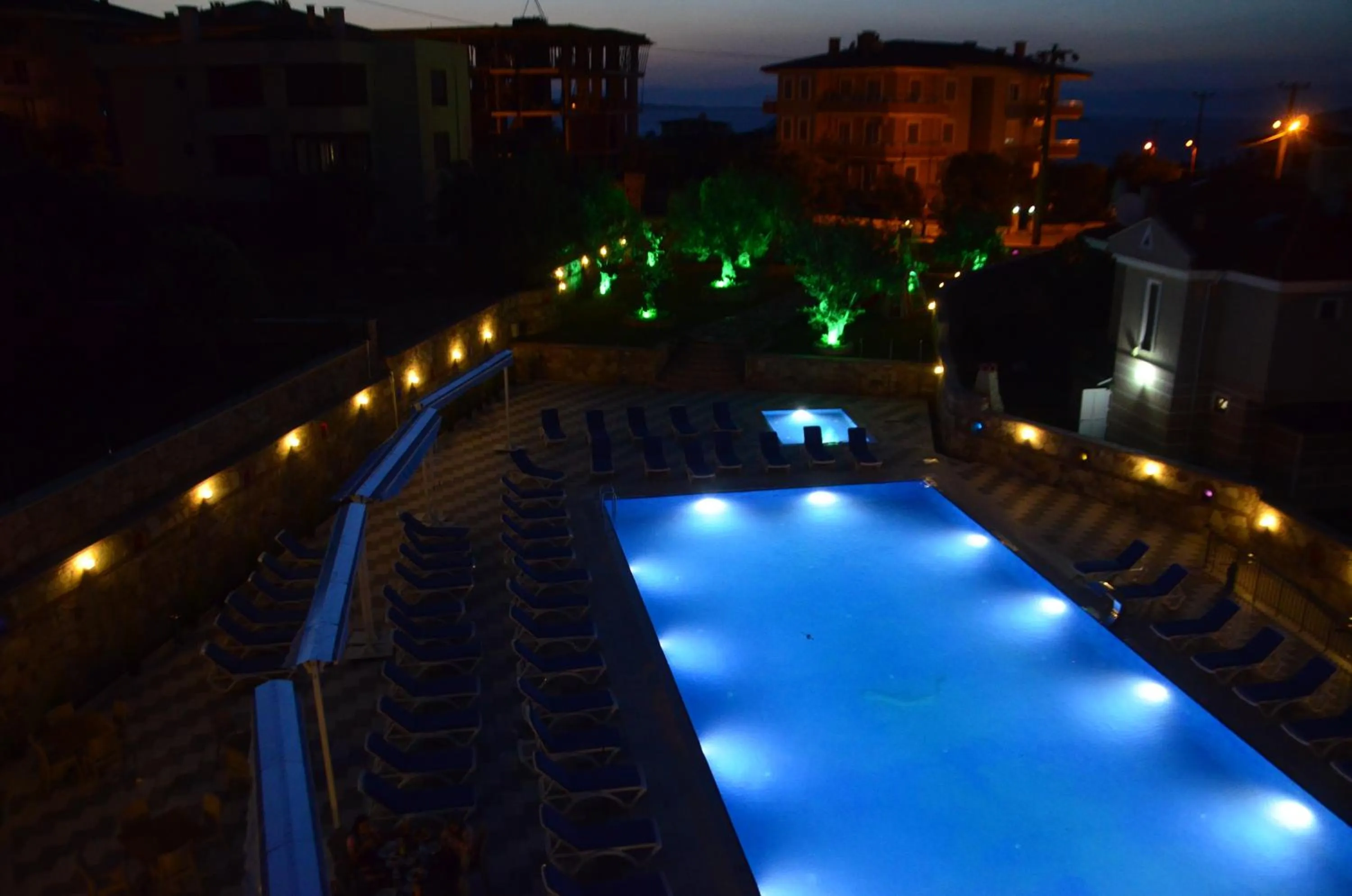 Swimming pool in Elisa Hotel