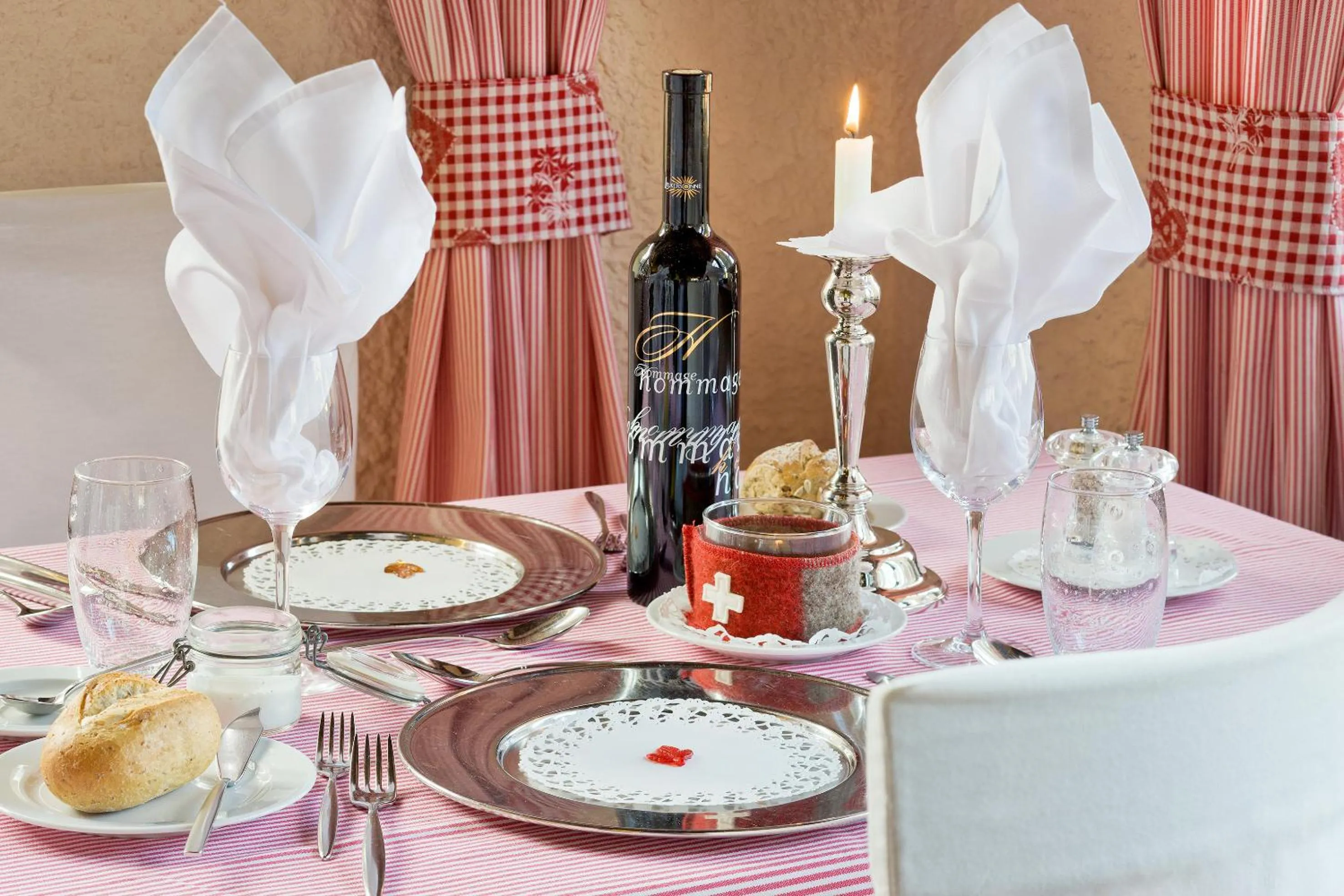 Restaurant/places to eat in Hotel Restaurant Bürchnerhof