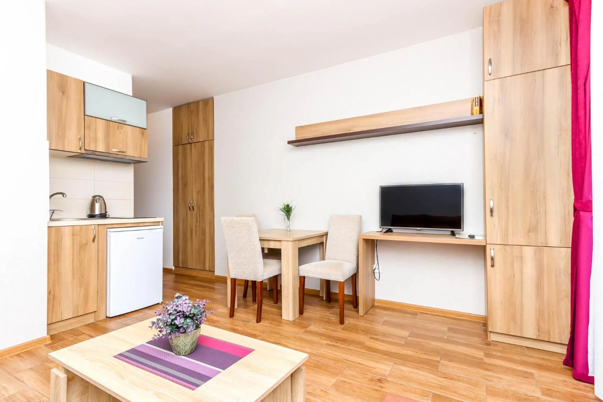 Living room in Aqua Breeze Apartments