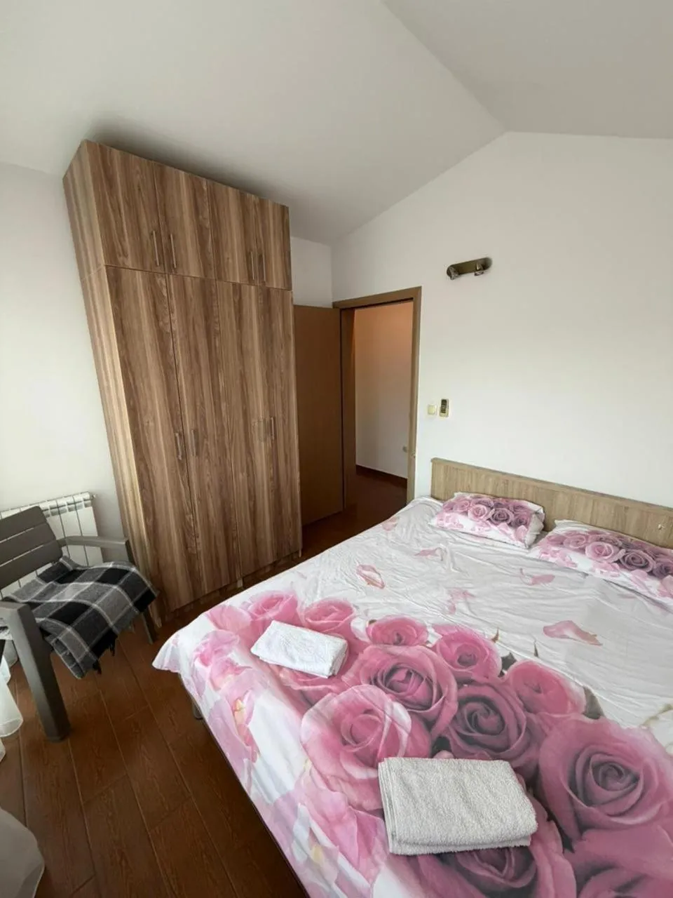 Bed in Aqua Breeze Apartments