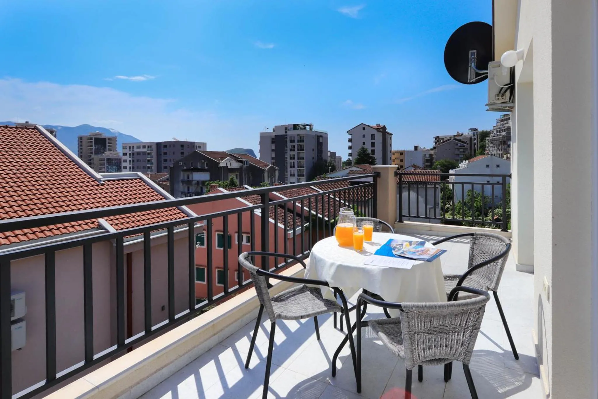 Balcony/Terrace in Aqua Breeze Apartments
