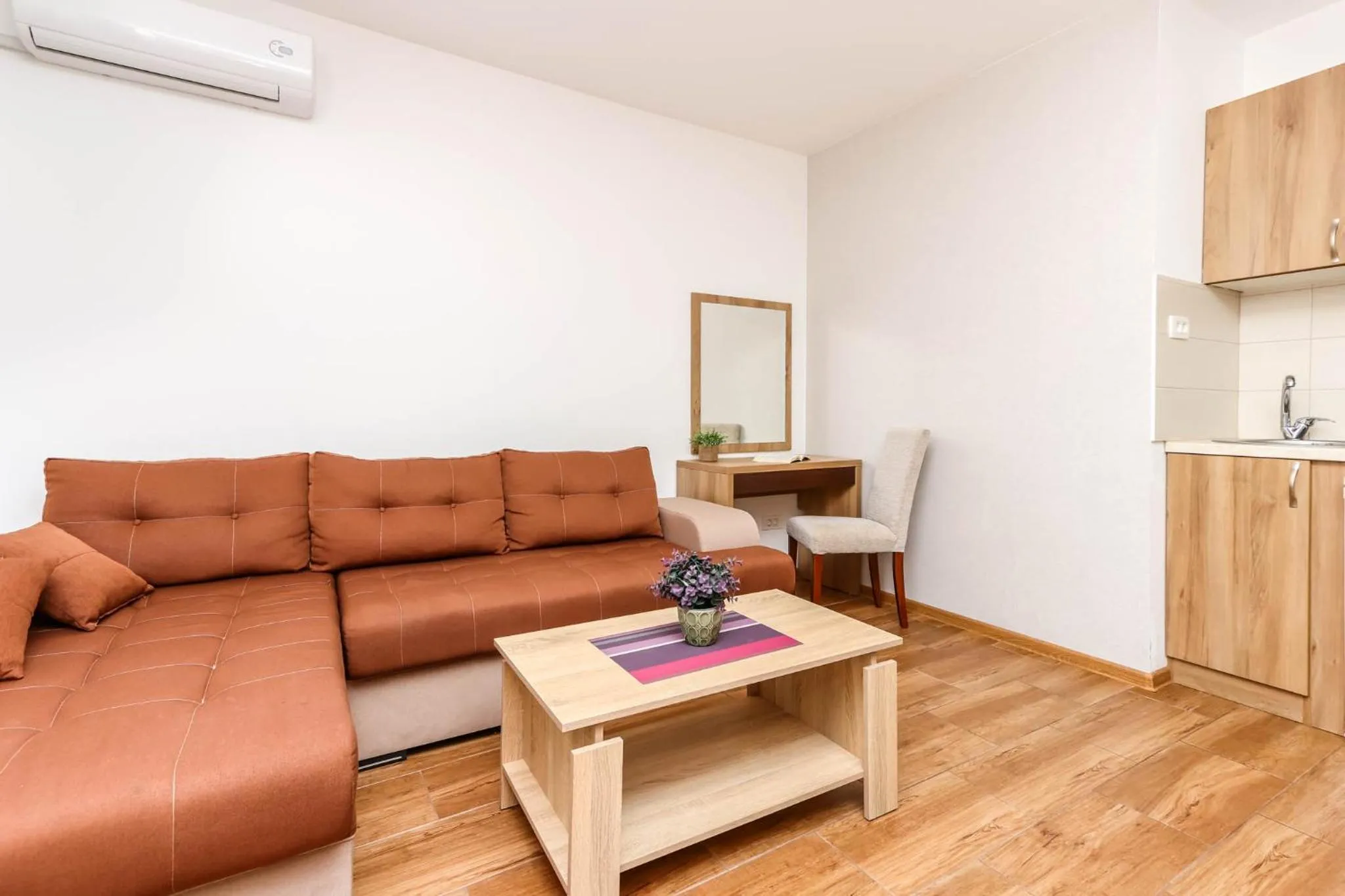 Living room in Aqua Breeze Apartments