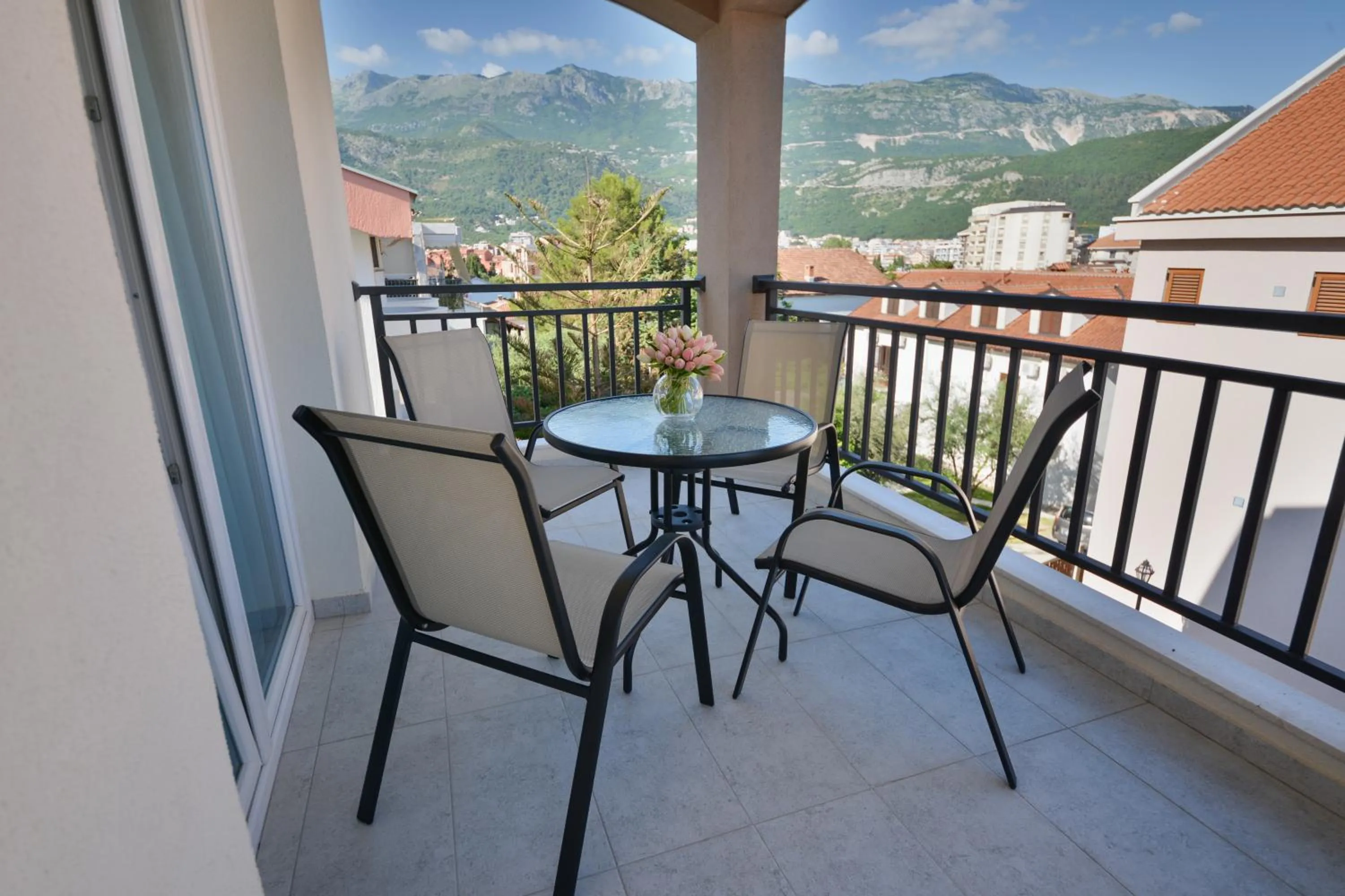 Balcony/Terrace in Aqua Breeze Apartments