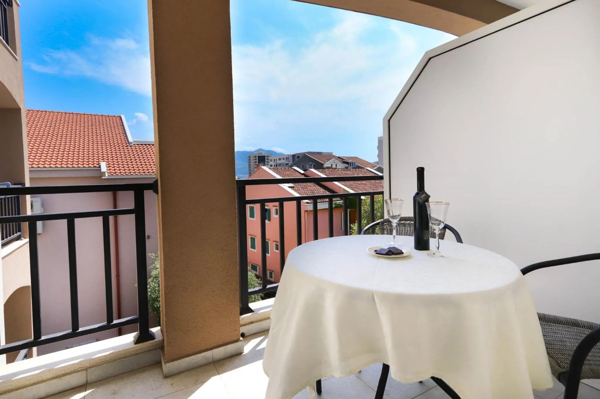 Balcony/Terrace in Aqua Breeze Apartments
