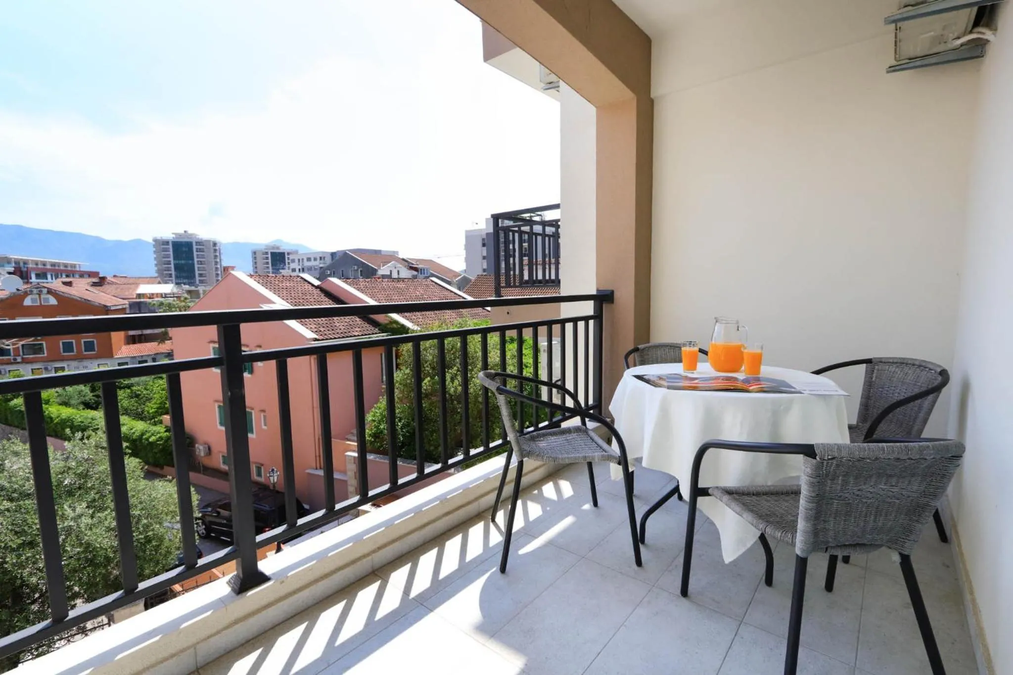 Balcony/Terrace in Aqua Breeze Apartments