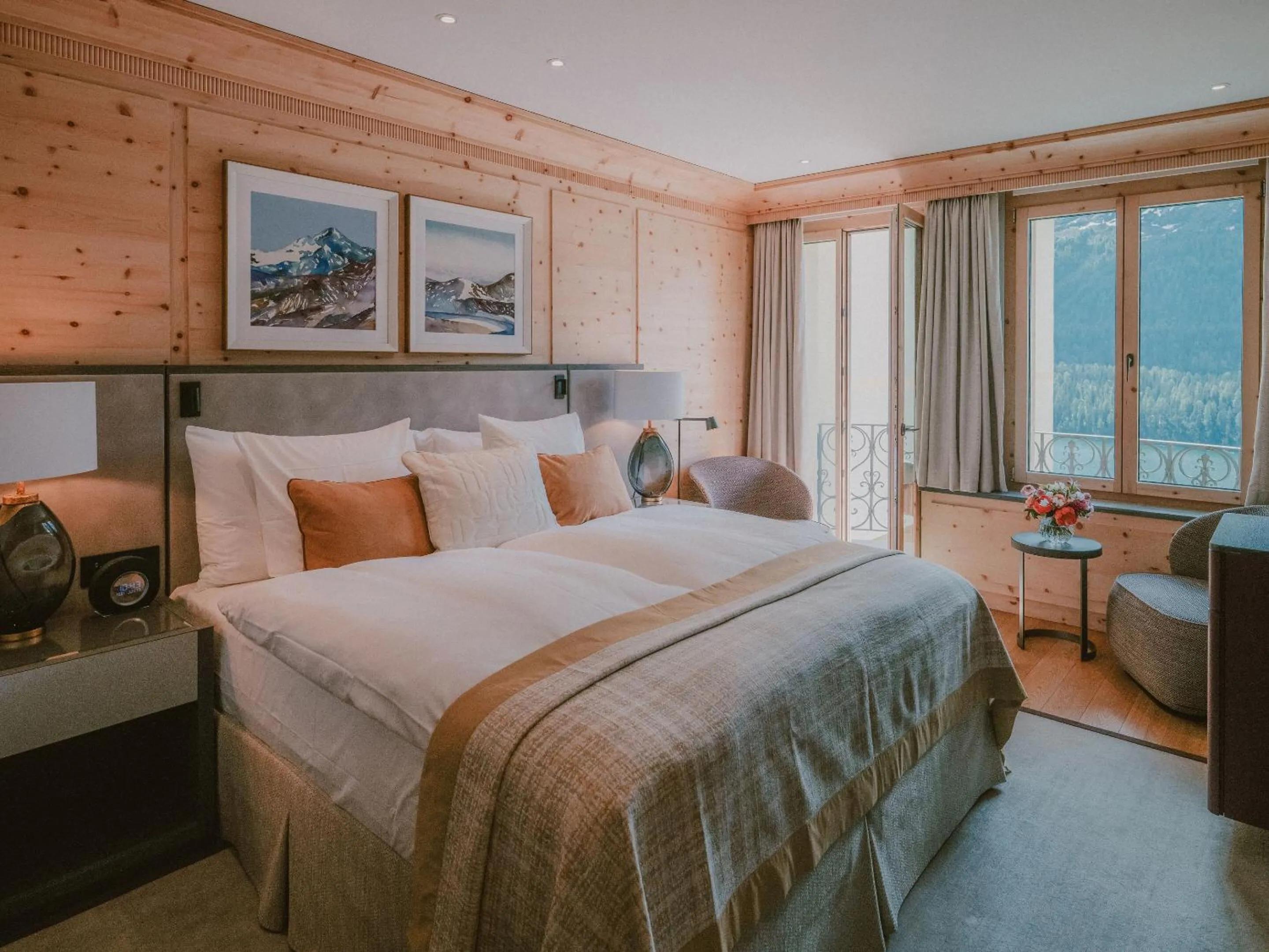 View (from property/room), Bed in Kulm Hotel St. Moritz