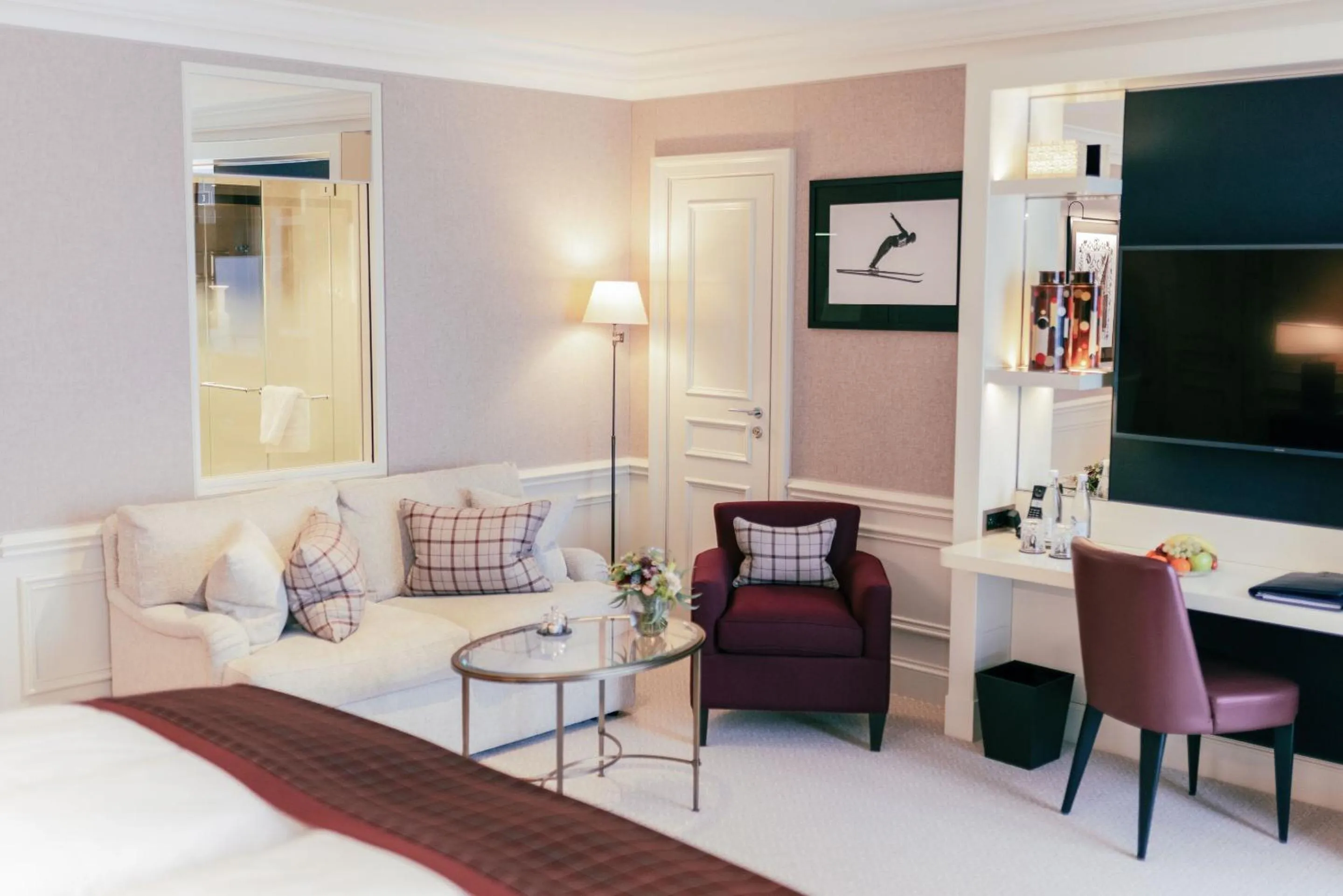 Seating area, Bed in Kulm Hotel St. Moritz