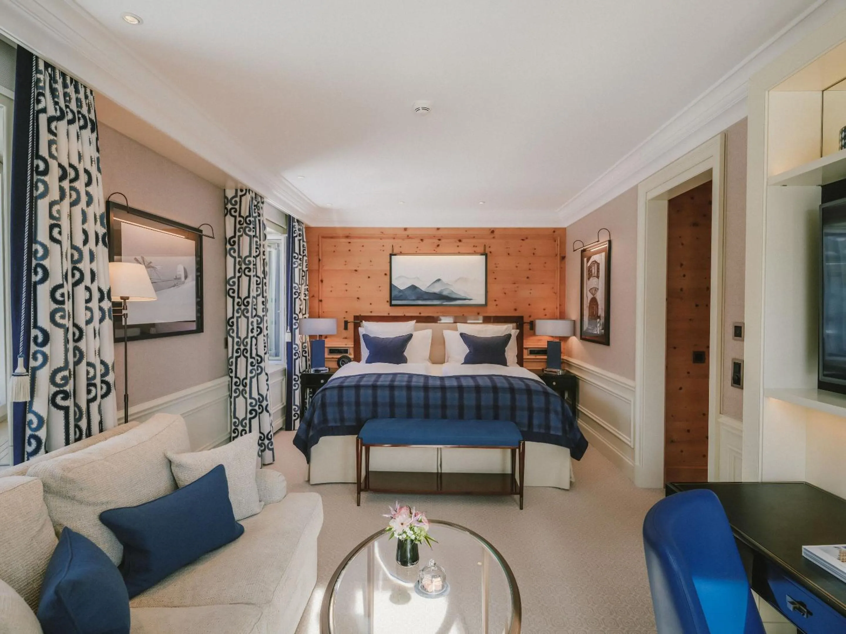 Bedroom, Bed in Kulm Hotel St. Moritz