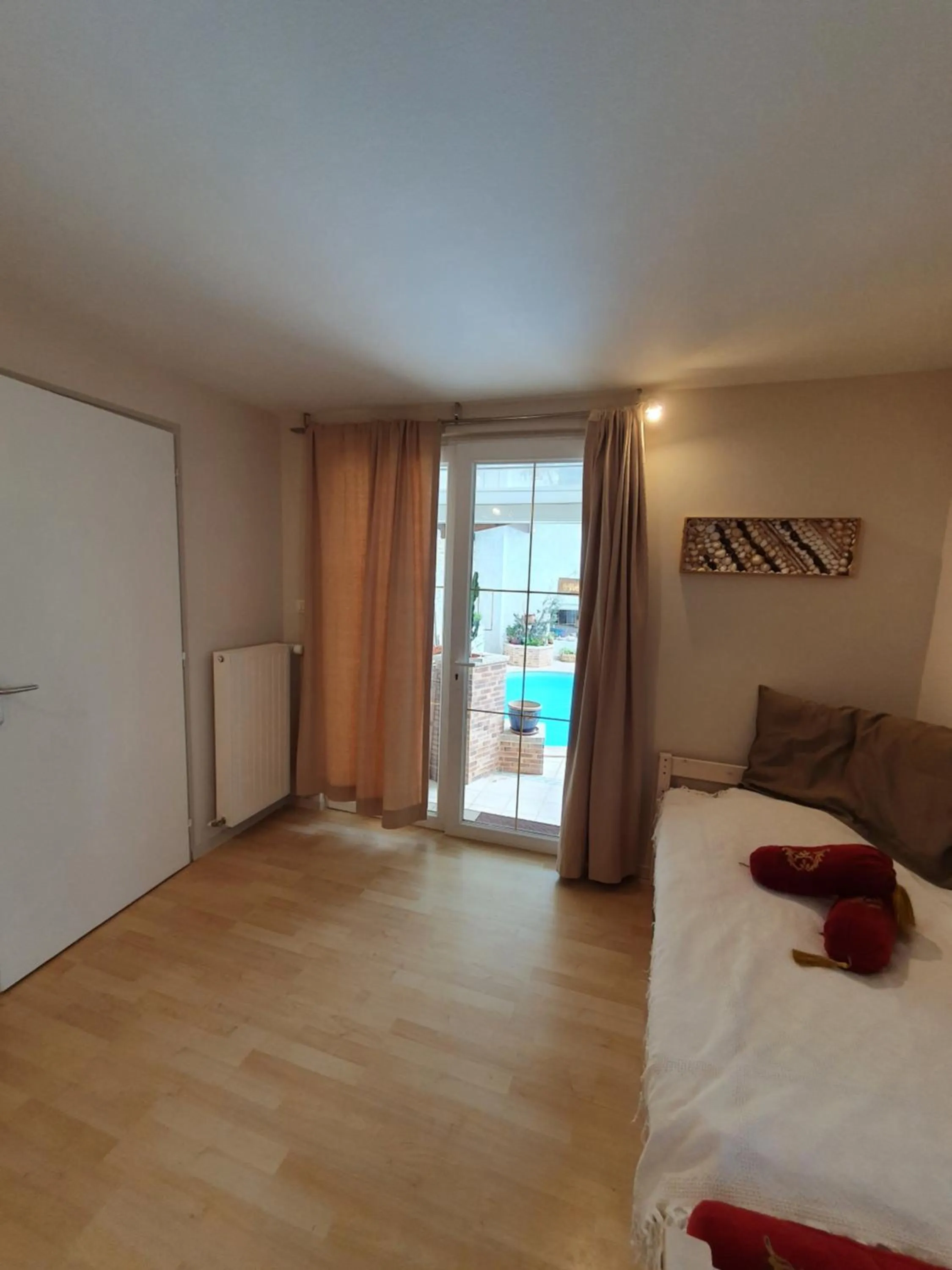 Bedroom, Bed in Le relais de la cure