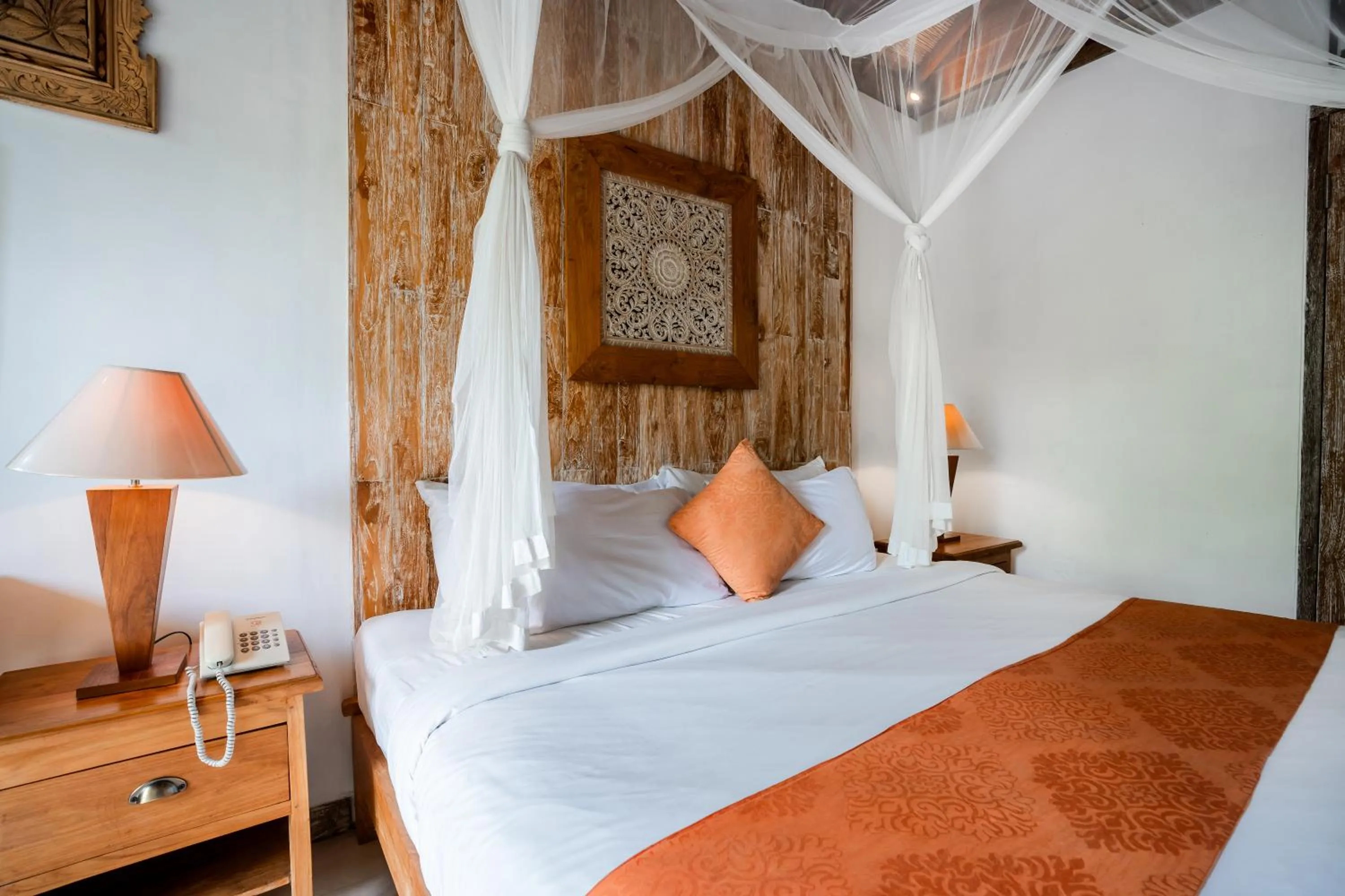 Bed in Bije Suite Villa Ubud