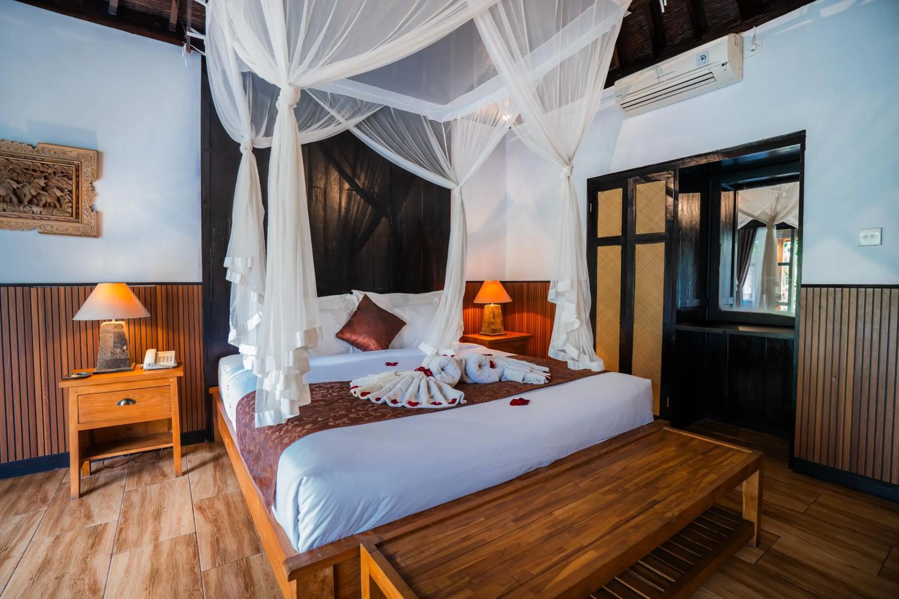Bed in Bije Suite Villa Ubud