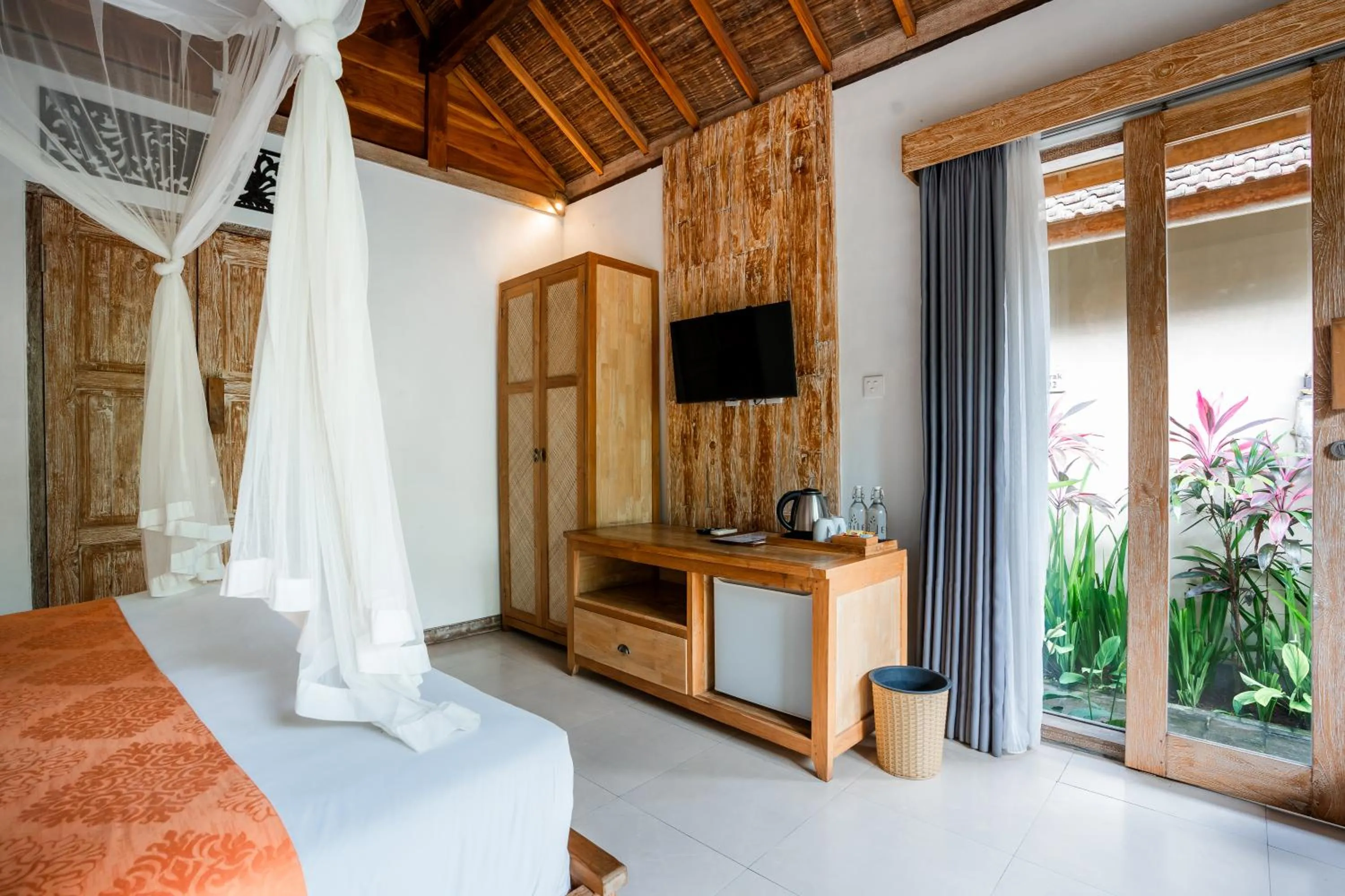 Bed in Bije Suite Villa Ubud