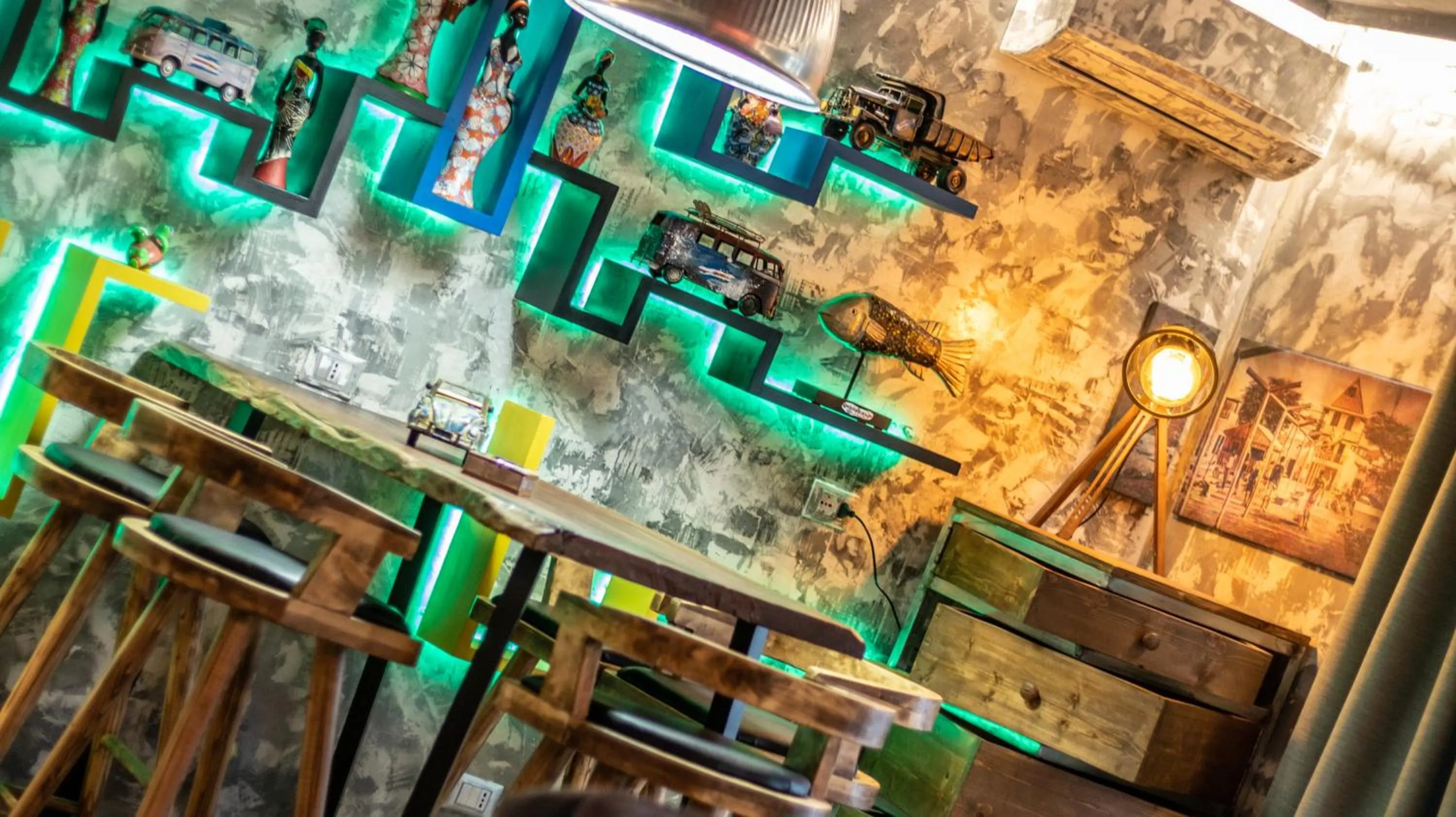 Dining area in Ocean Suites