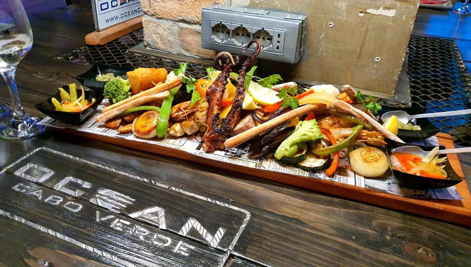 Restaurant/places to eat in Ocean Suites