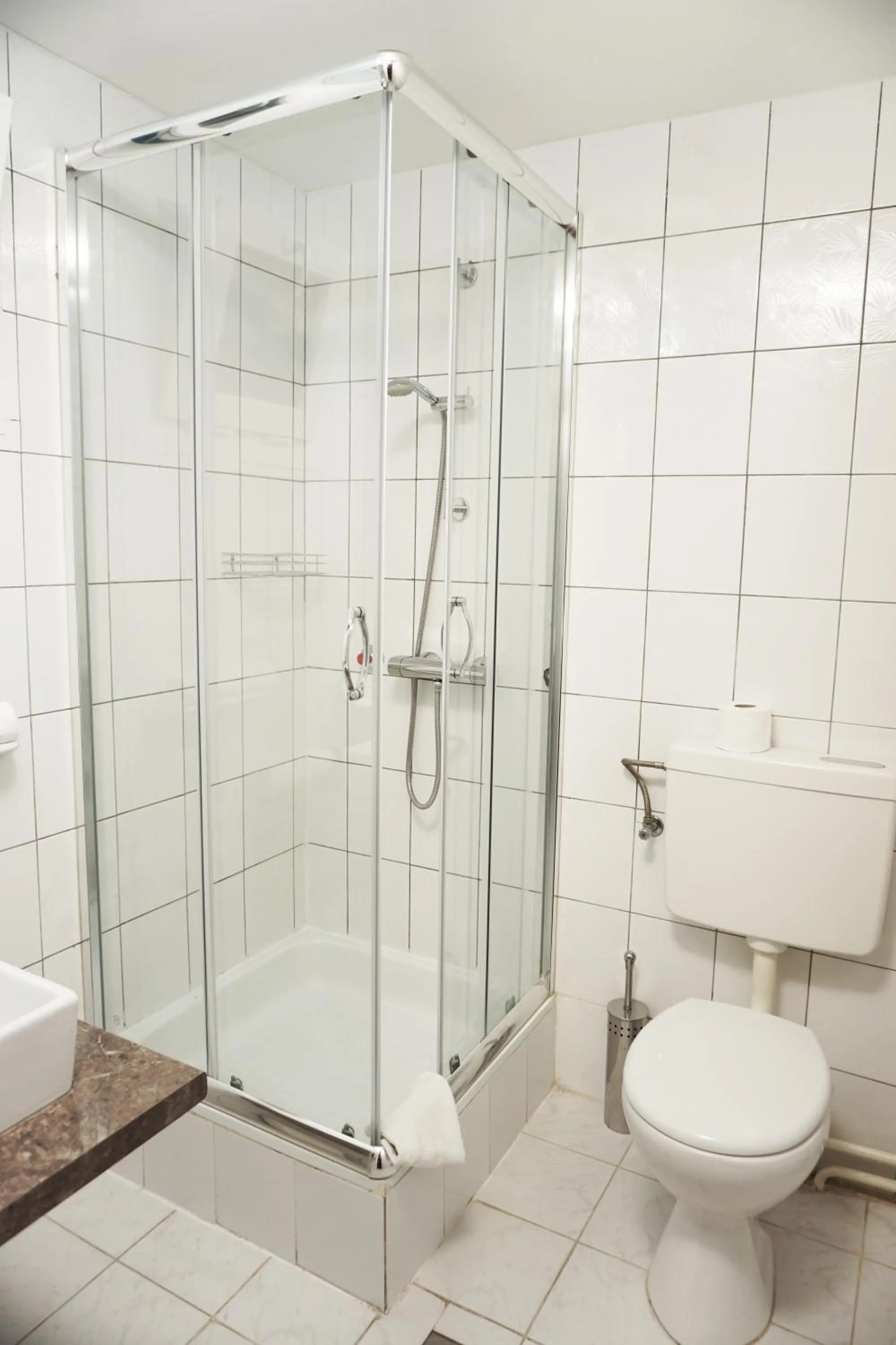 Bathroom in Anna Panzió & Wellness Siófok