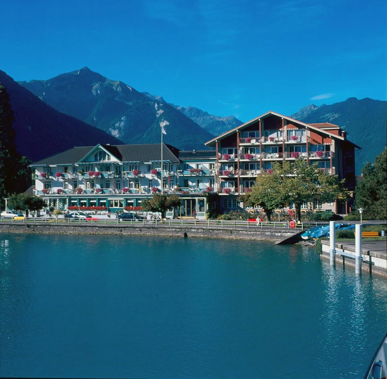 Property building in Seiler au Lac