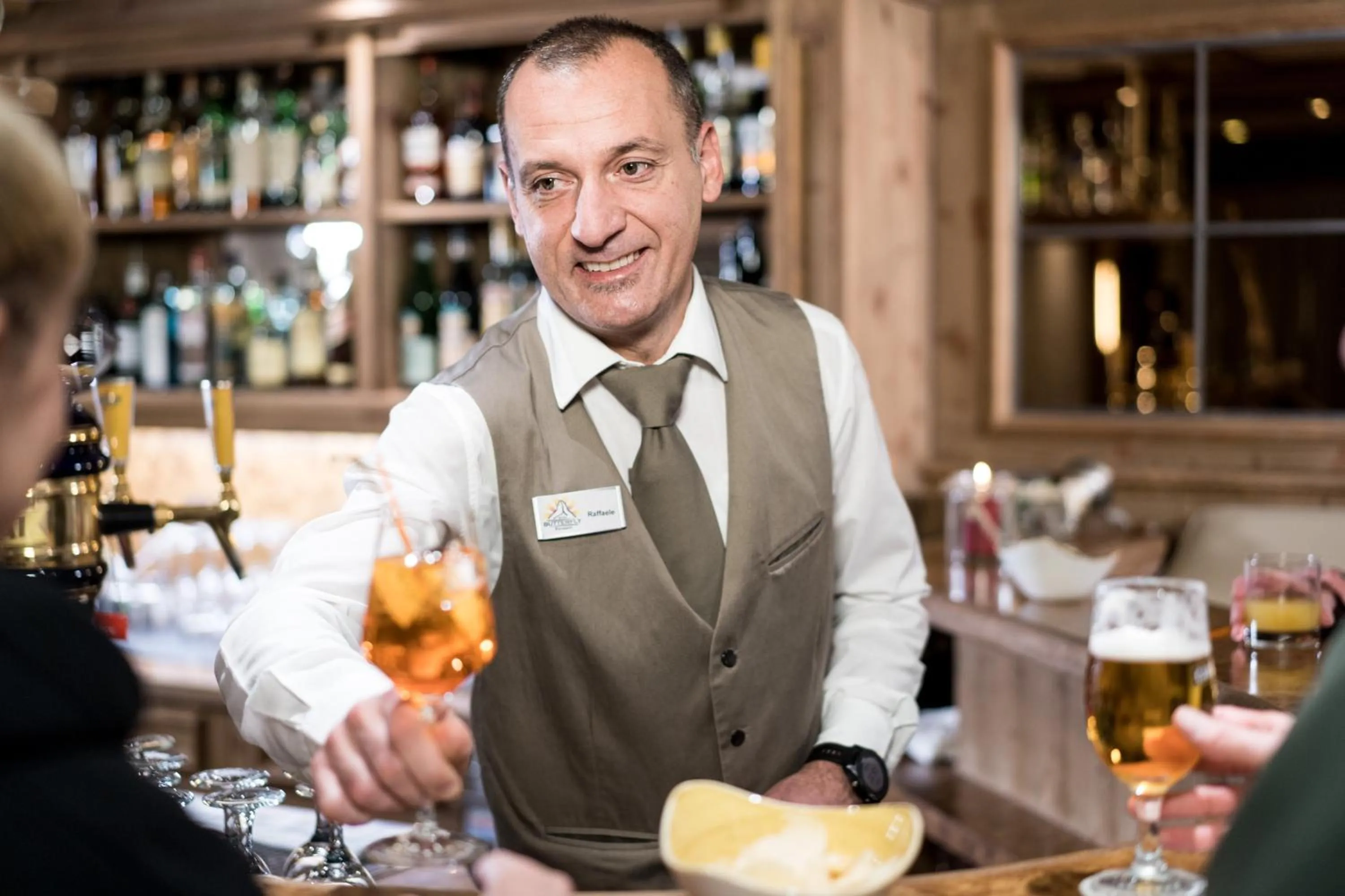 Restaurant/places to eat in Hotel Butterfly