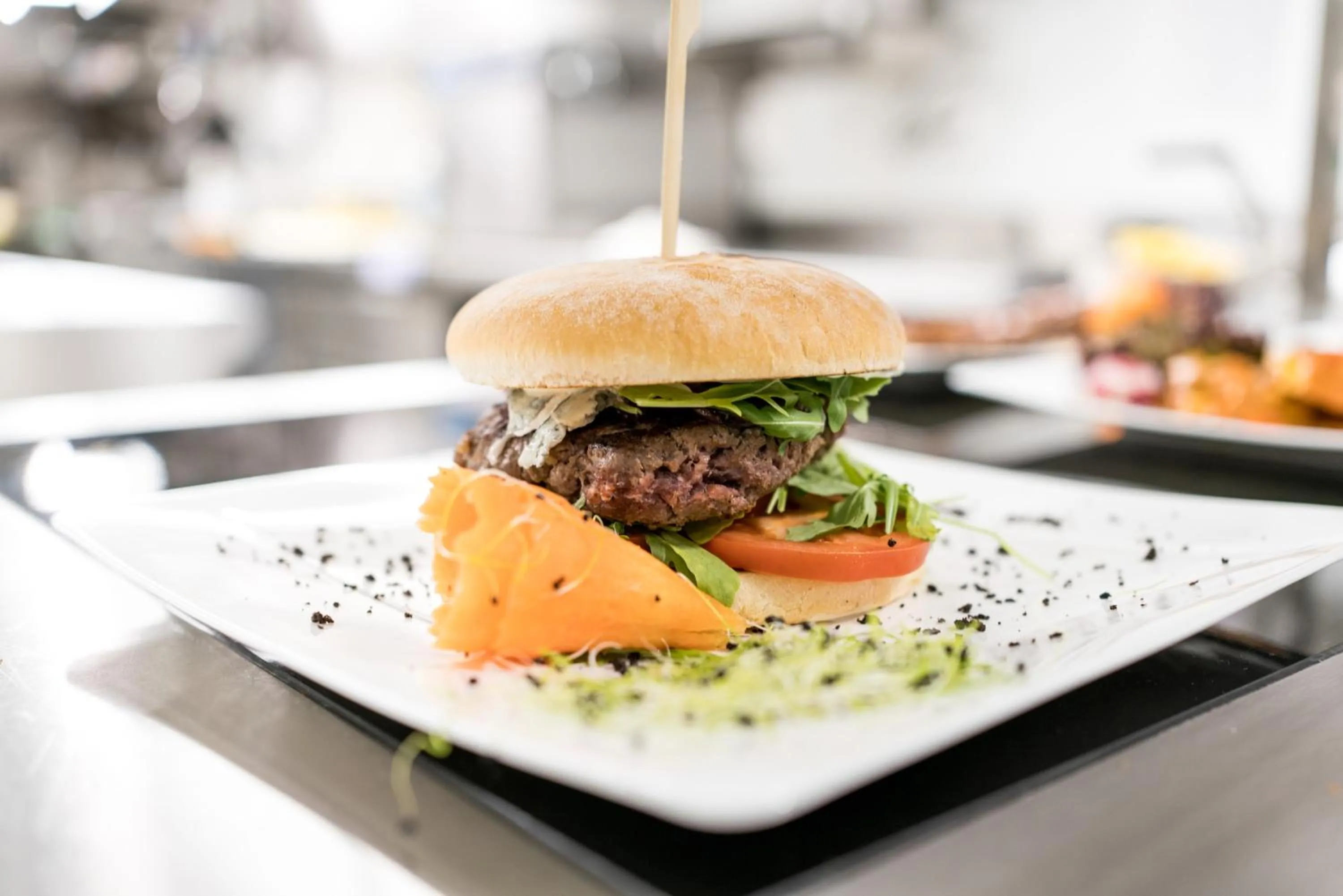 Restaurant/places to eat in Hotel Butterfly