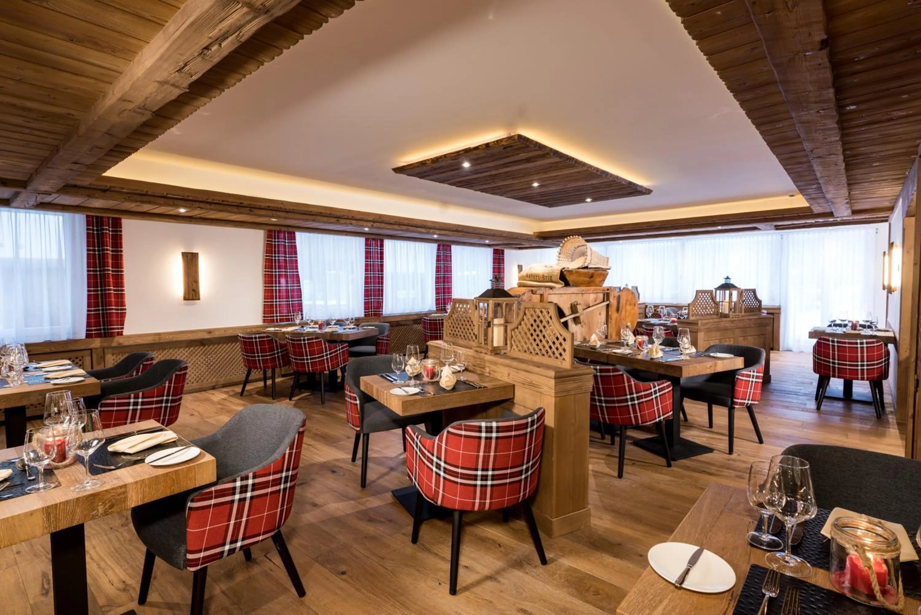 Restaurant/places to eat in Hotel Butterfly