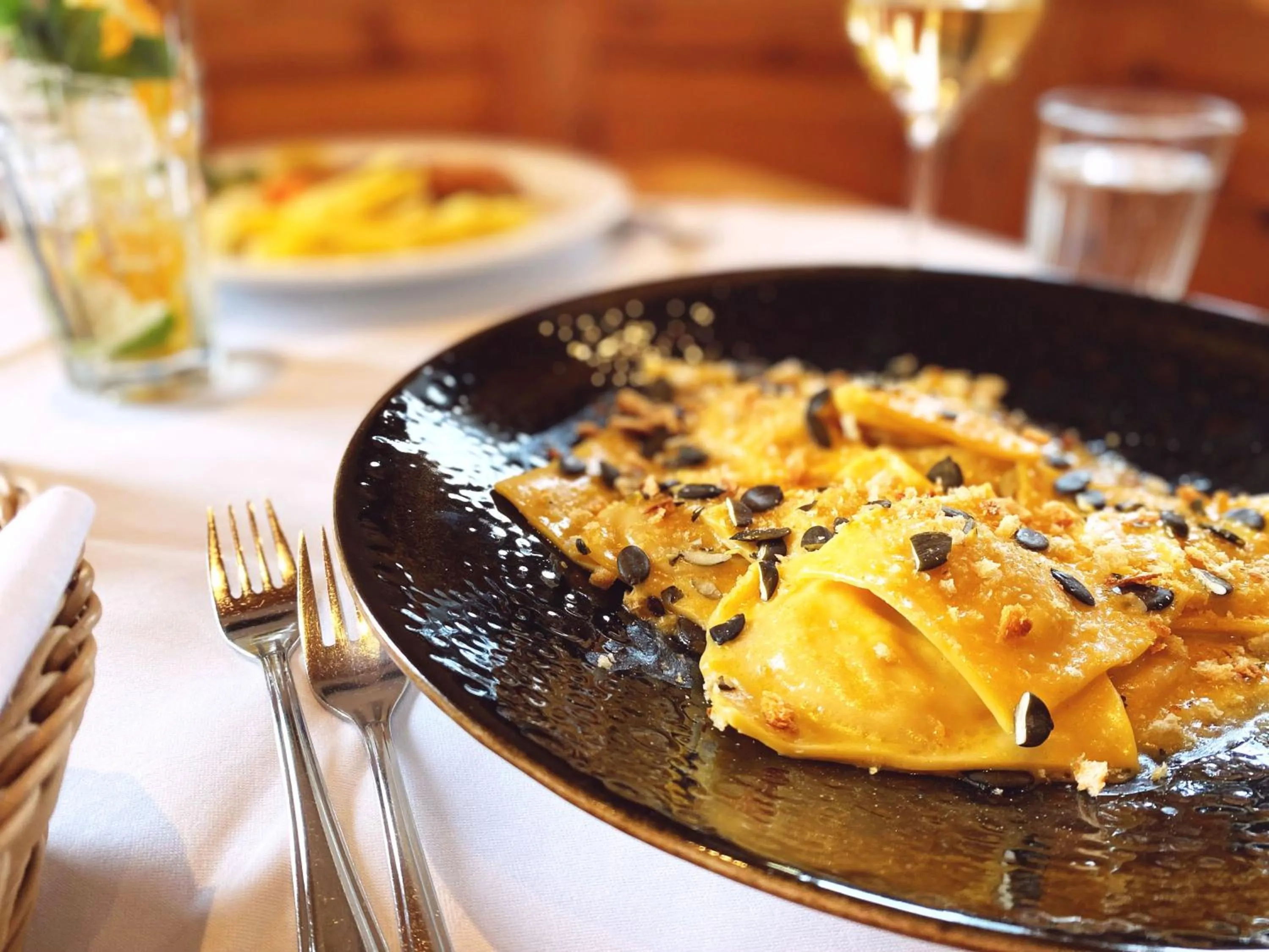 Restaurant/places to eat in Berghotel Randolins