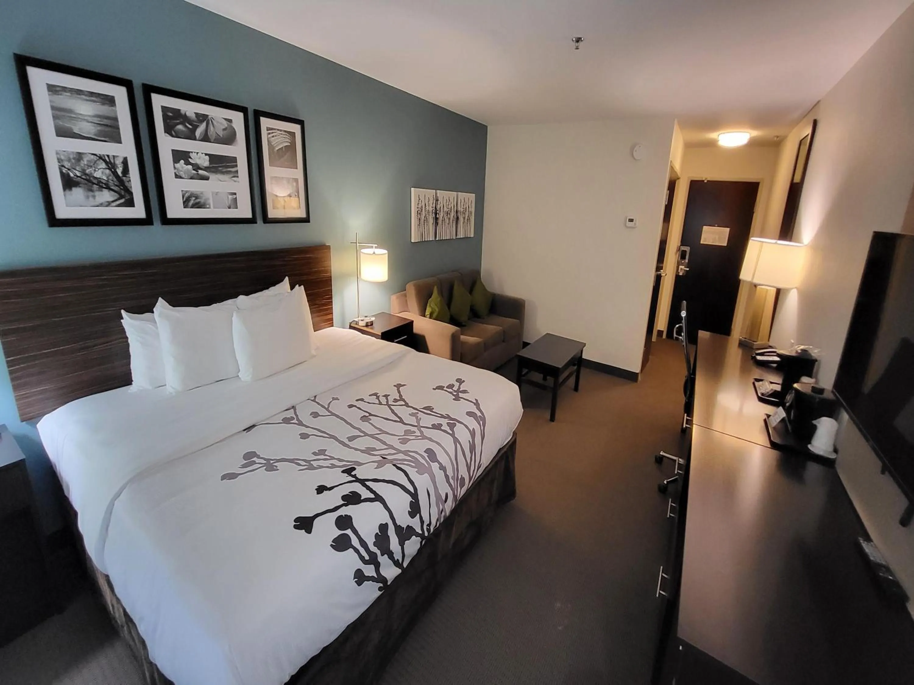 Bed in Sleep Inn & Suites O'Fallon MO - Technology Drive