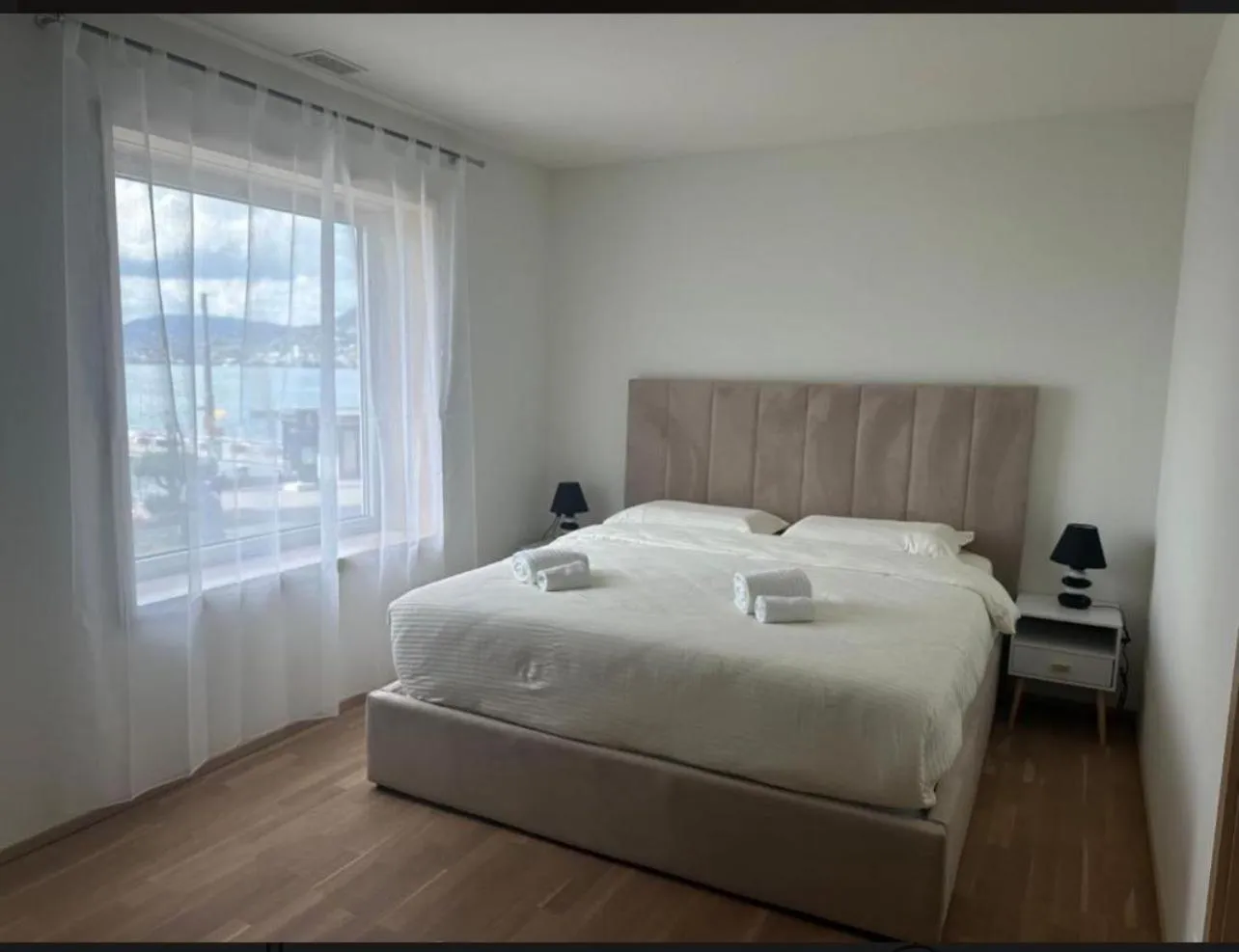 Bed in Hotel Du Quai