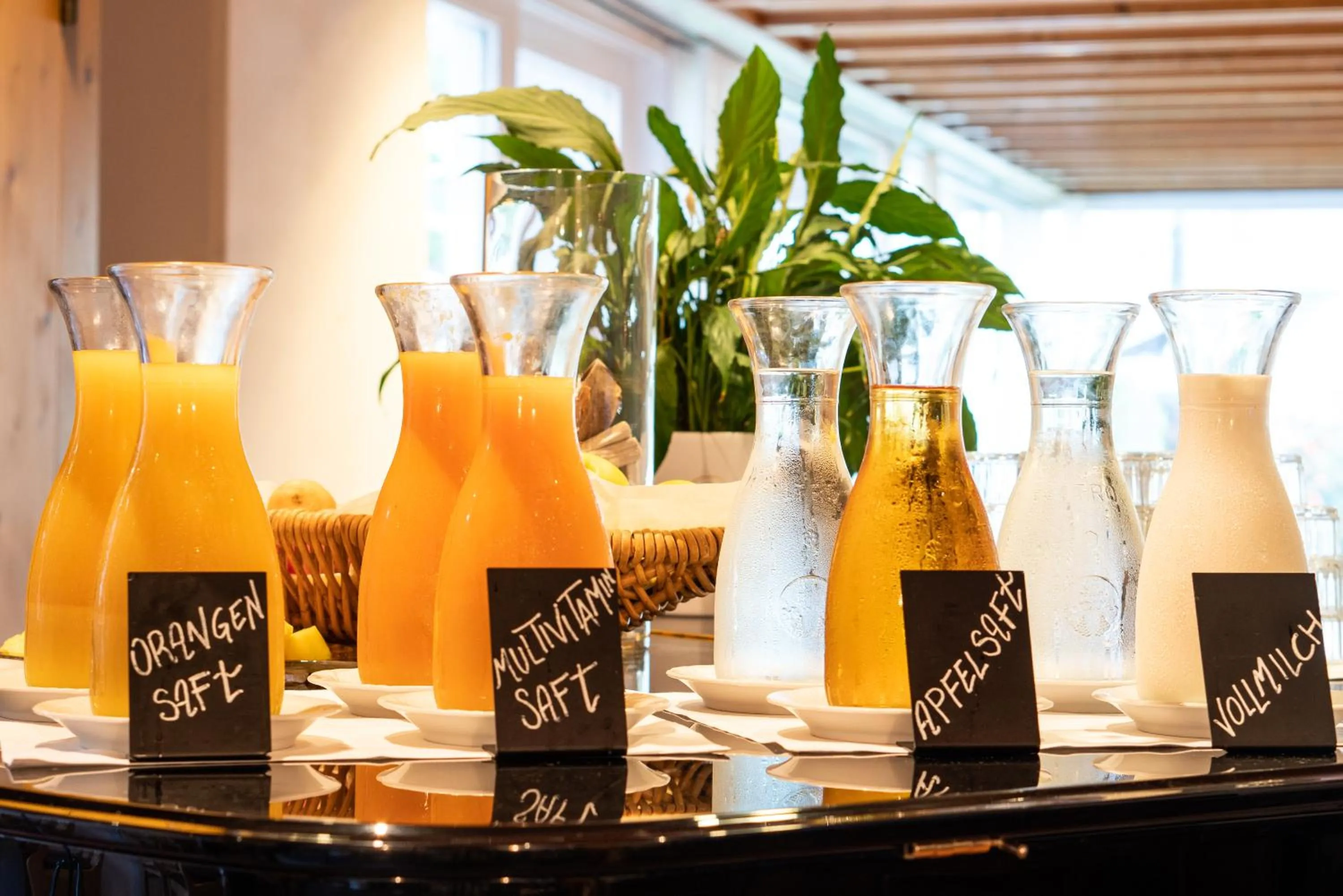 Breakfast in Hotel des Alpes