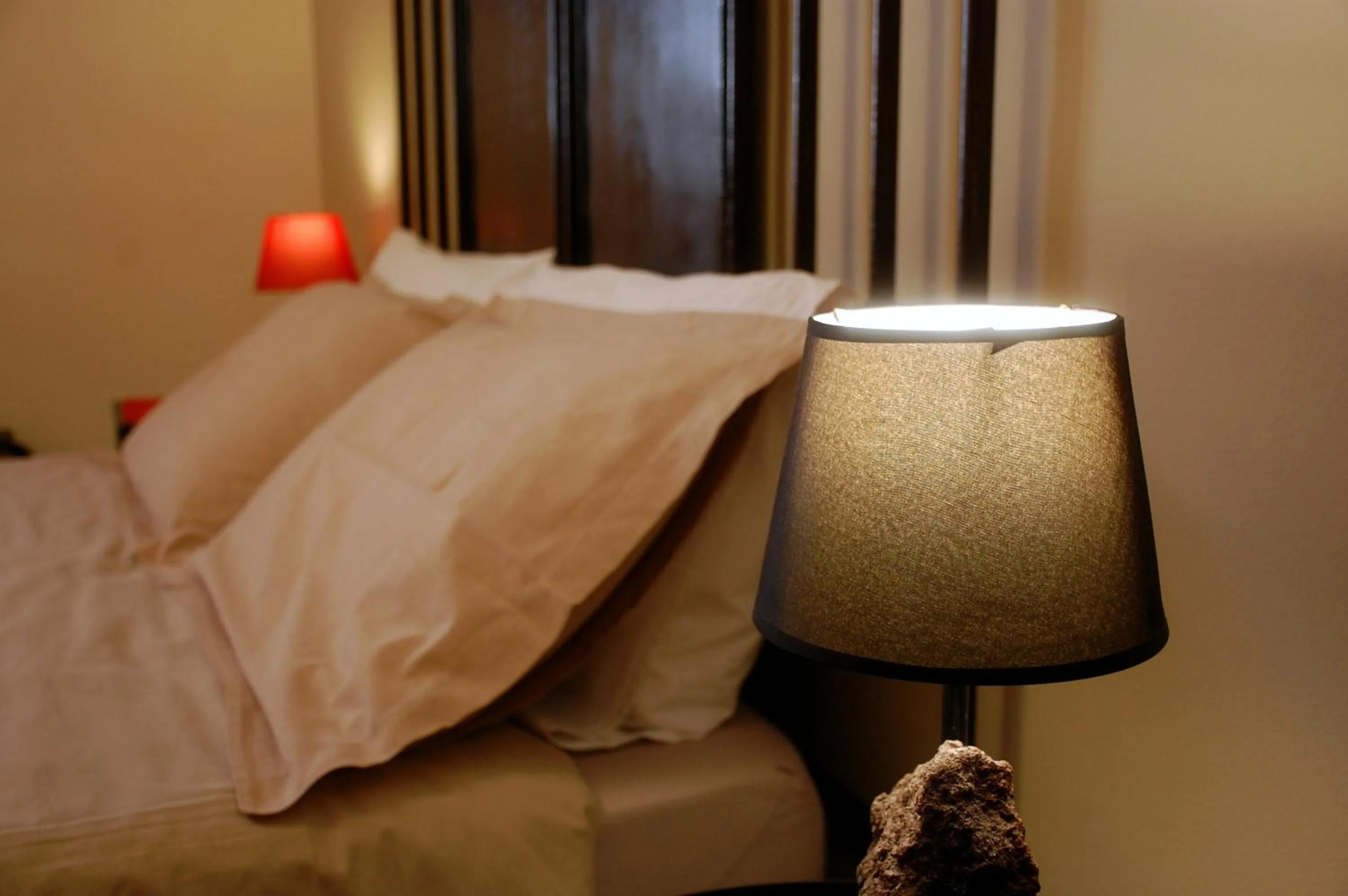 Bedroom, Bed in B&B il rosso e il nero