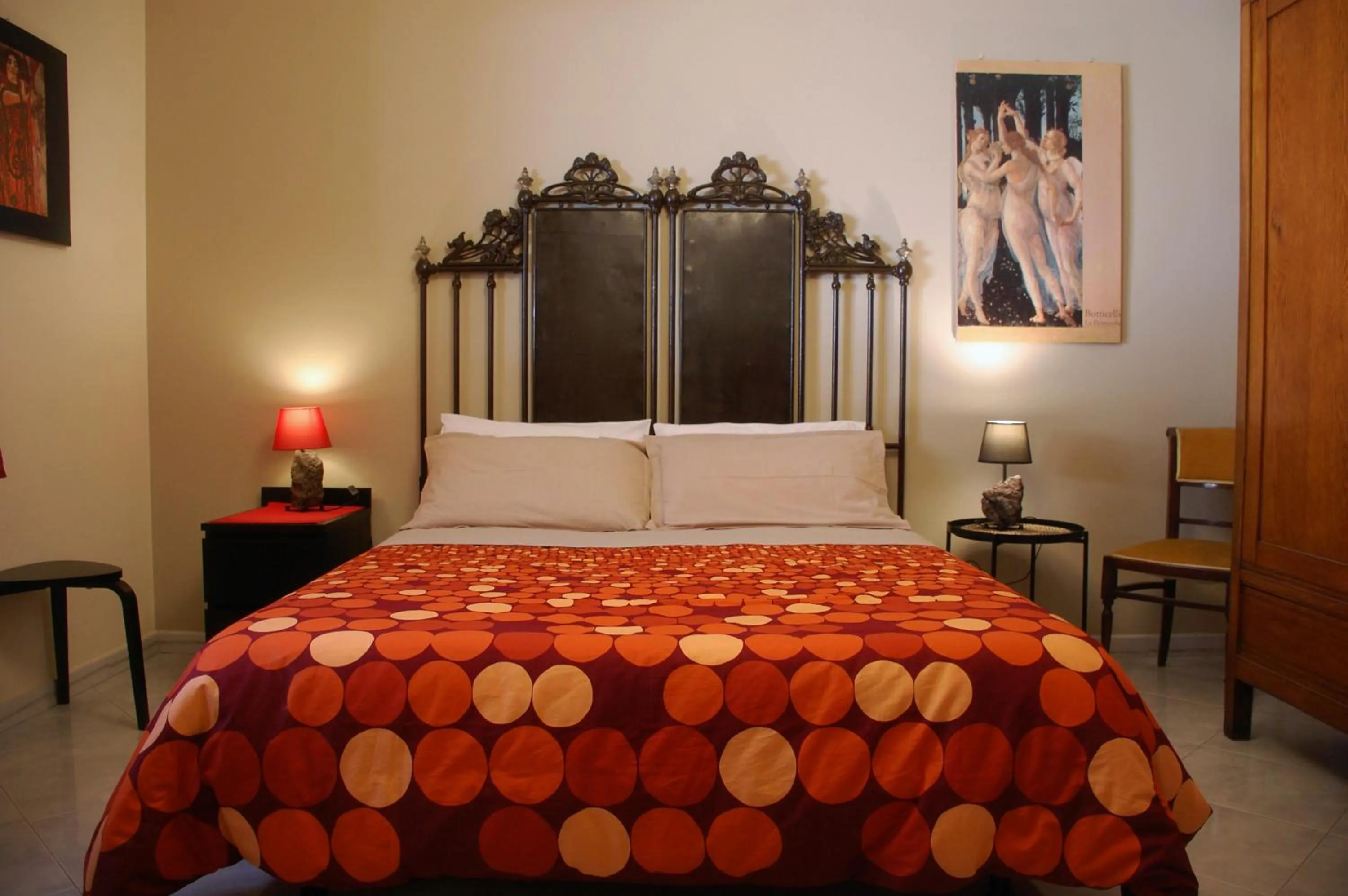 Bedroom, Bed in B&B il rosso e il nero