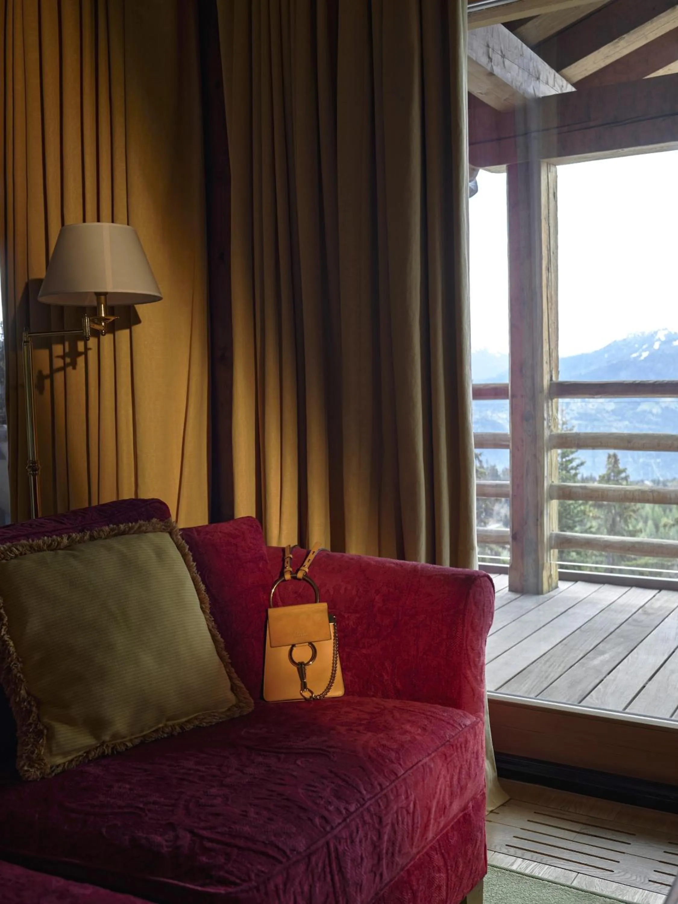 Balcony/Terrace in LeCrans