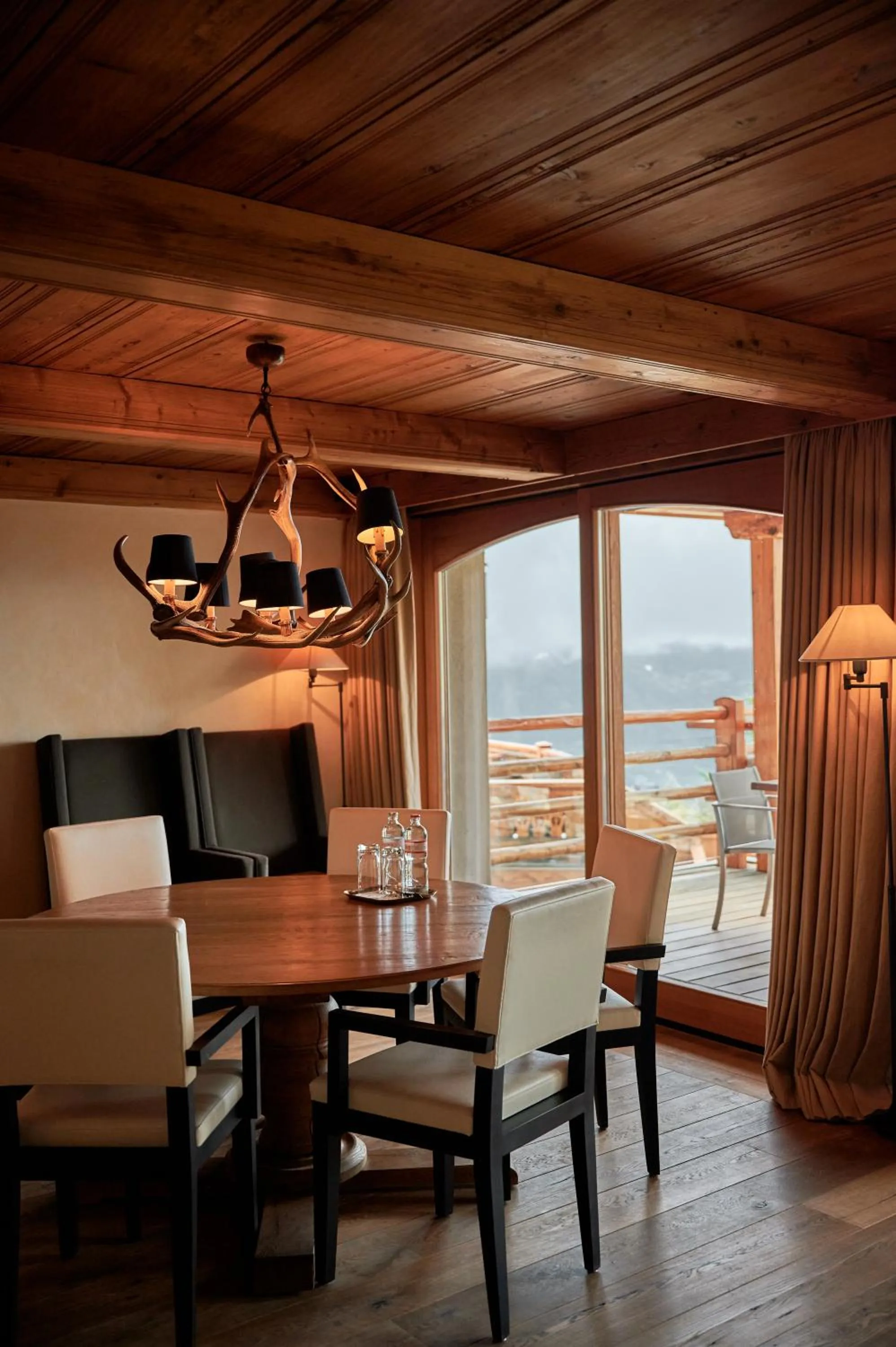 Dining area in LeCrans