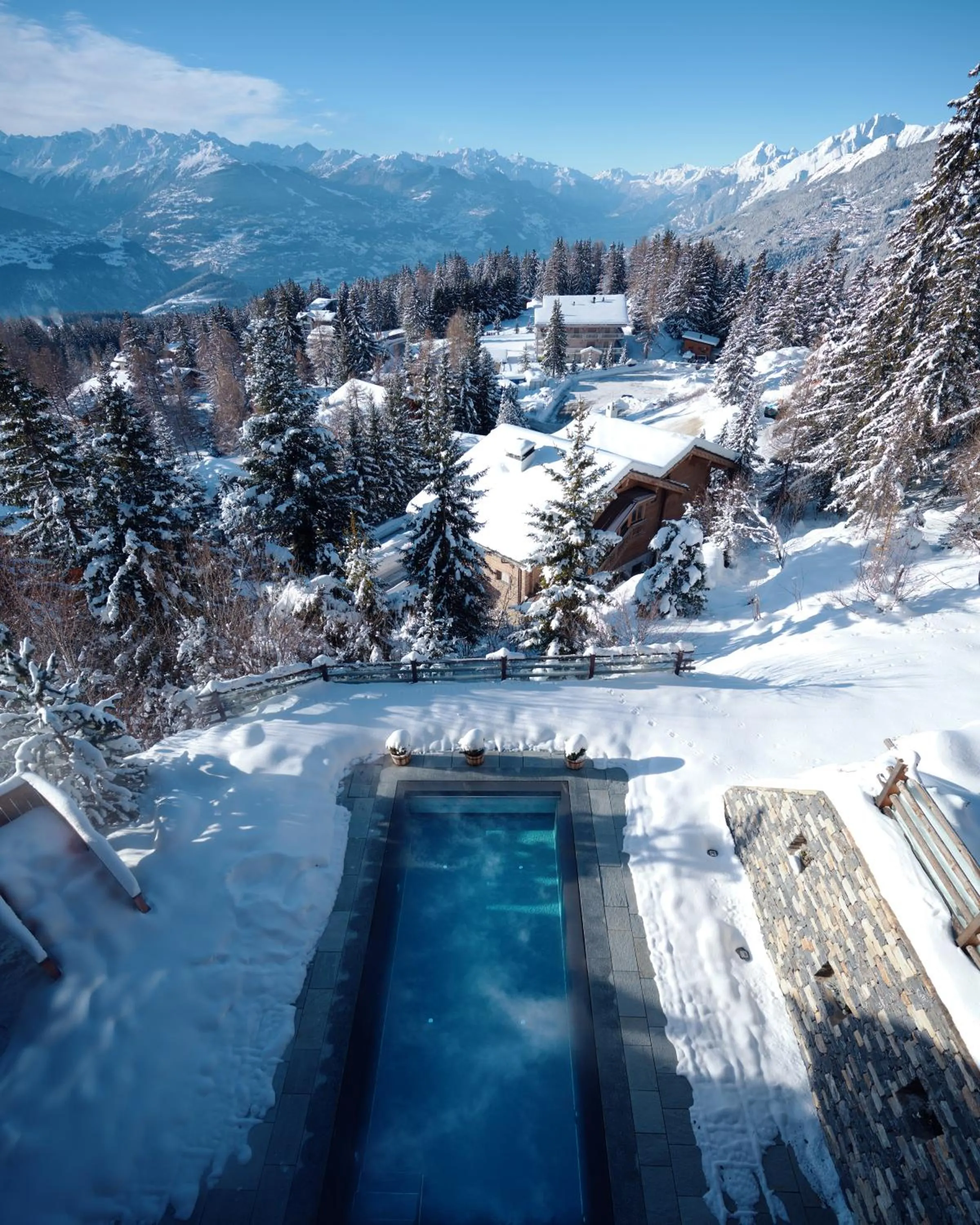 Nearby landmark in LeCrans