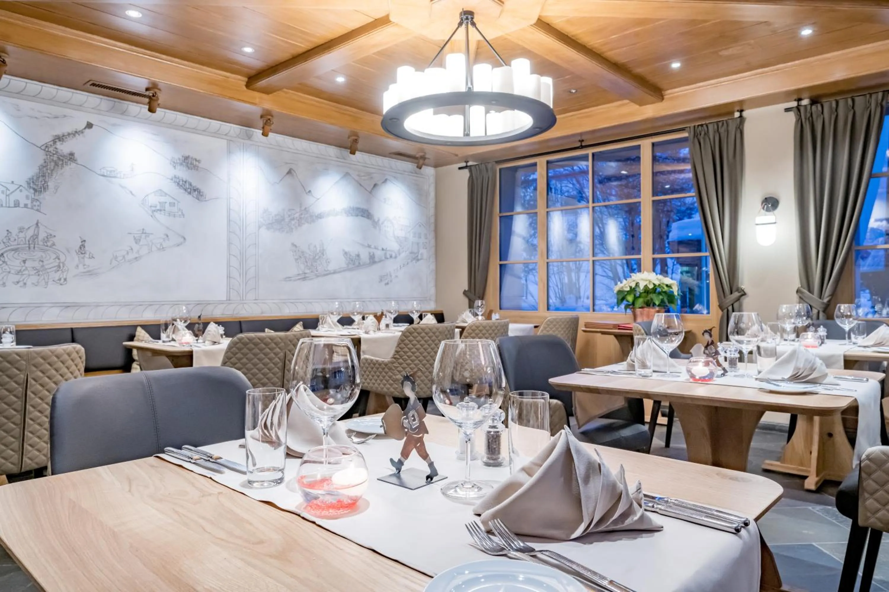 Restaurant/places to eat in Hotel Post Sils Maria