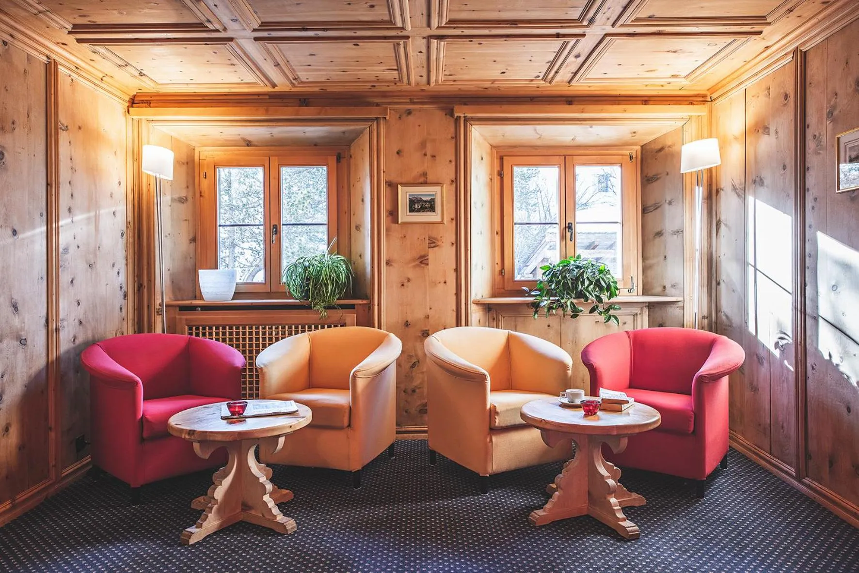 Lounge or bar in Hotel Post Sils Maria