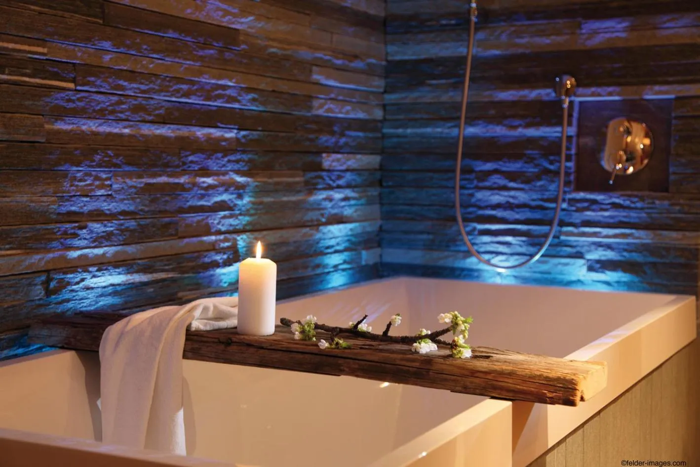 Bathroom in Hotel Rovanada Wellness & BergNatur